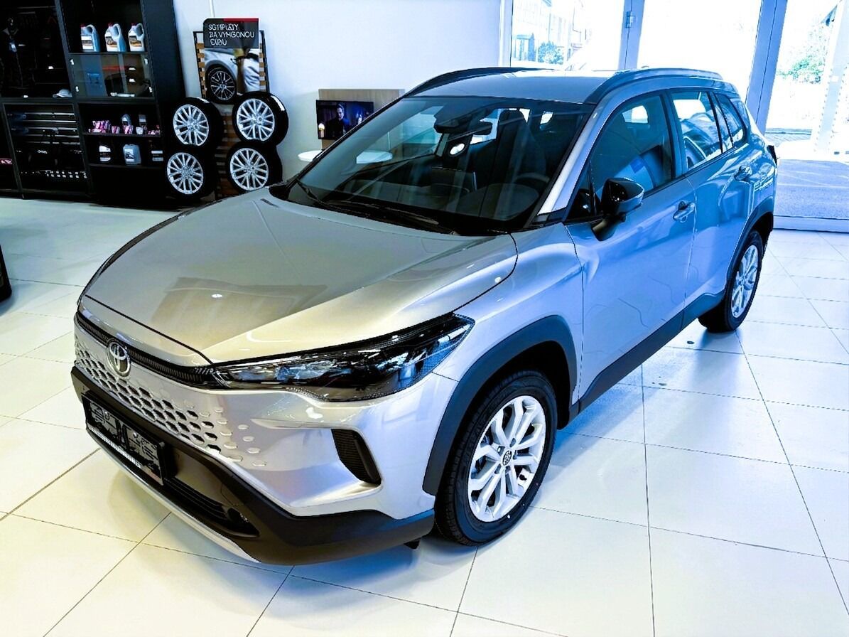 Toyota Corolla Cross, 1,8  Comfort - fotka 3