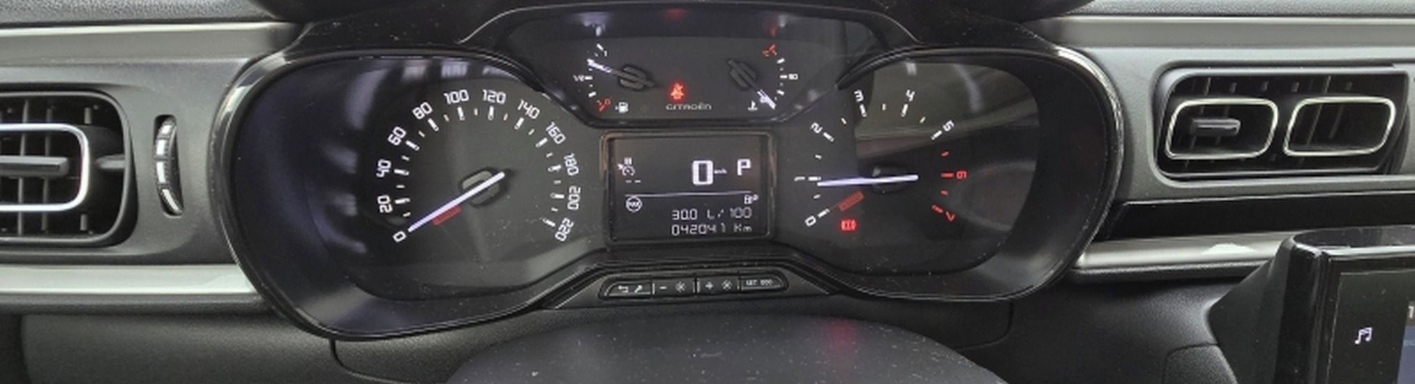Citroën C3, Výbava SHINE 110K S&S EAT6 - fotka 5