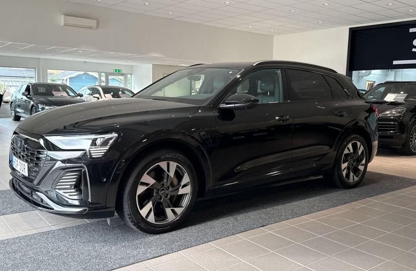 Audi Q8 e-tron, 55 Q SoH 97% 360k Pano Vzduch
