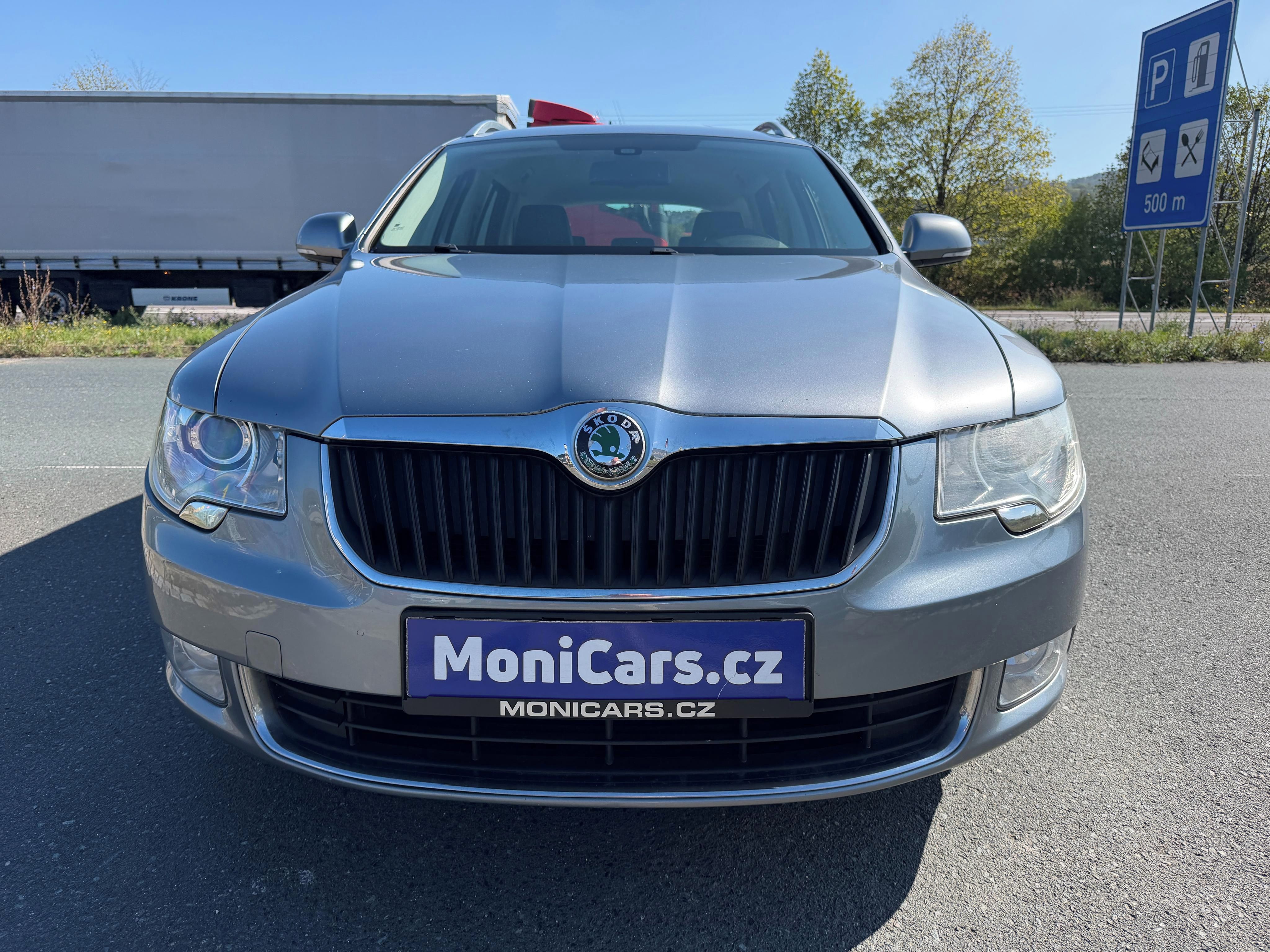 Škoda Superb, 2.0 TDi 103kW VÝBAVA, TAŽNÉ - fotka 2