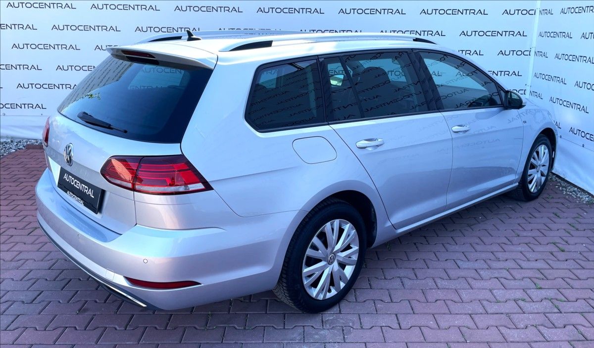 Volkswagen Golf, 1,6 TDi,JOIN,85kw,po servisu - fotka 4