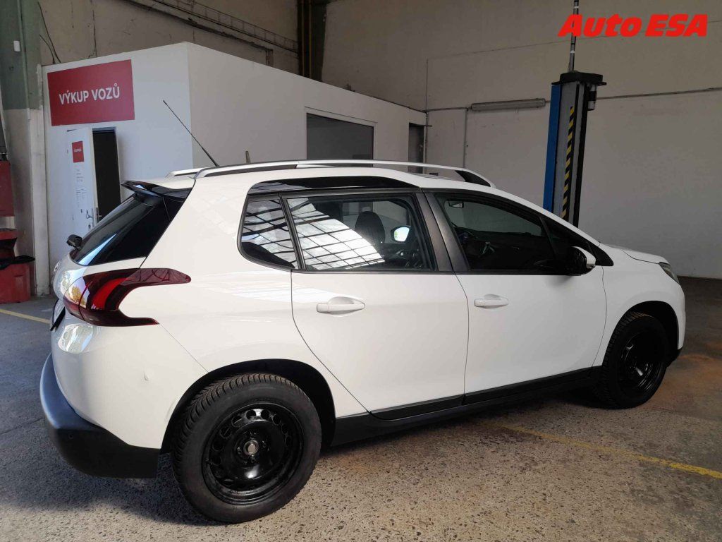 Peugeot 2008, 1.2,1.maj,ČR - fotka 2