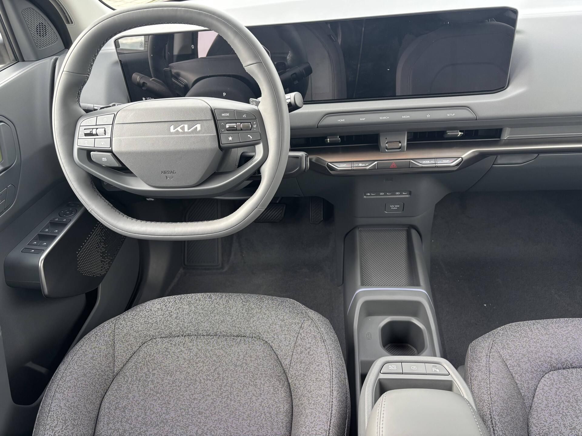 Kia EV2, AIR 4P + 61 KWH - fotka 6