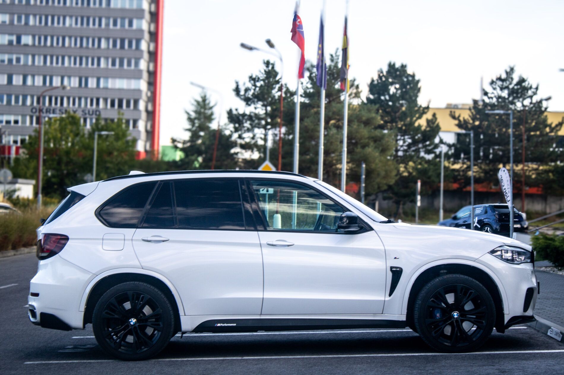 BMW X5 - fotka 4