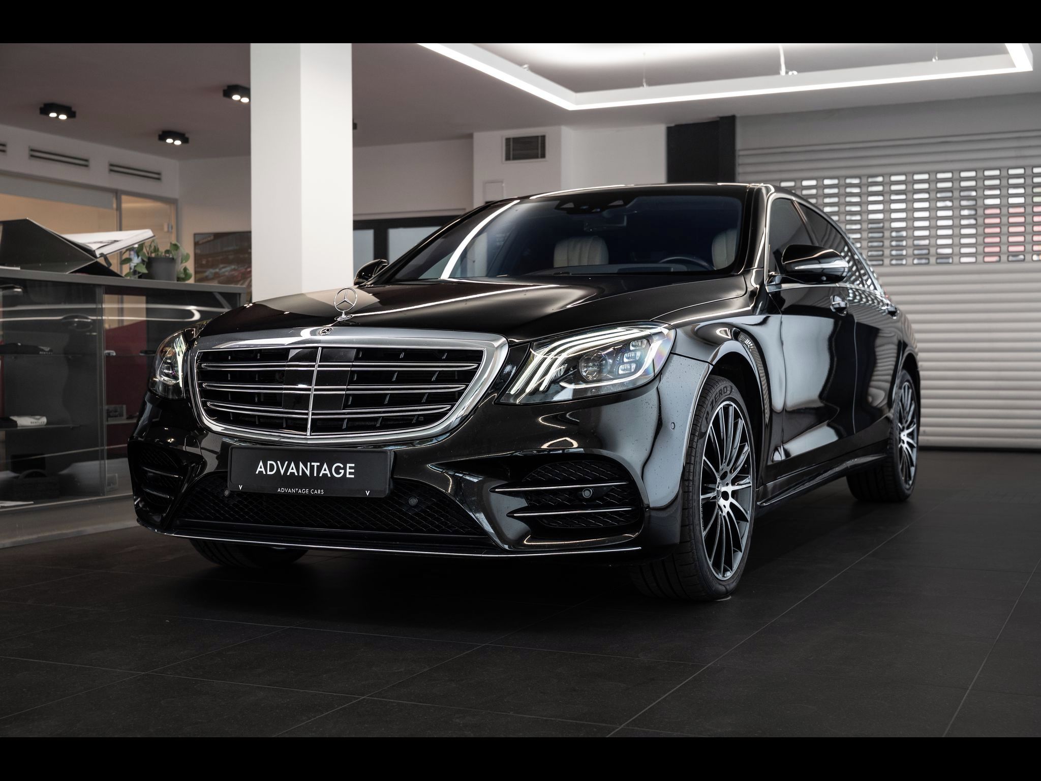 Mercedes-Benz Třídy S, d 4MATIC AMG Line/Burmester/36