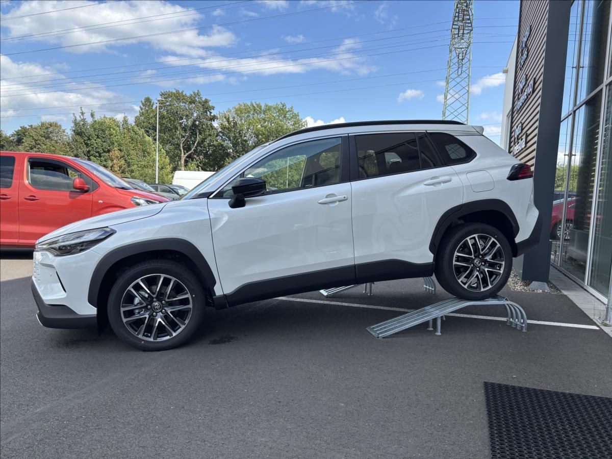 Toyota Corolla Cross, 1,8 Style - fotka 4