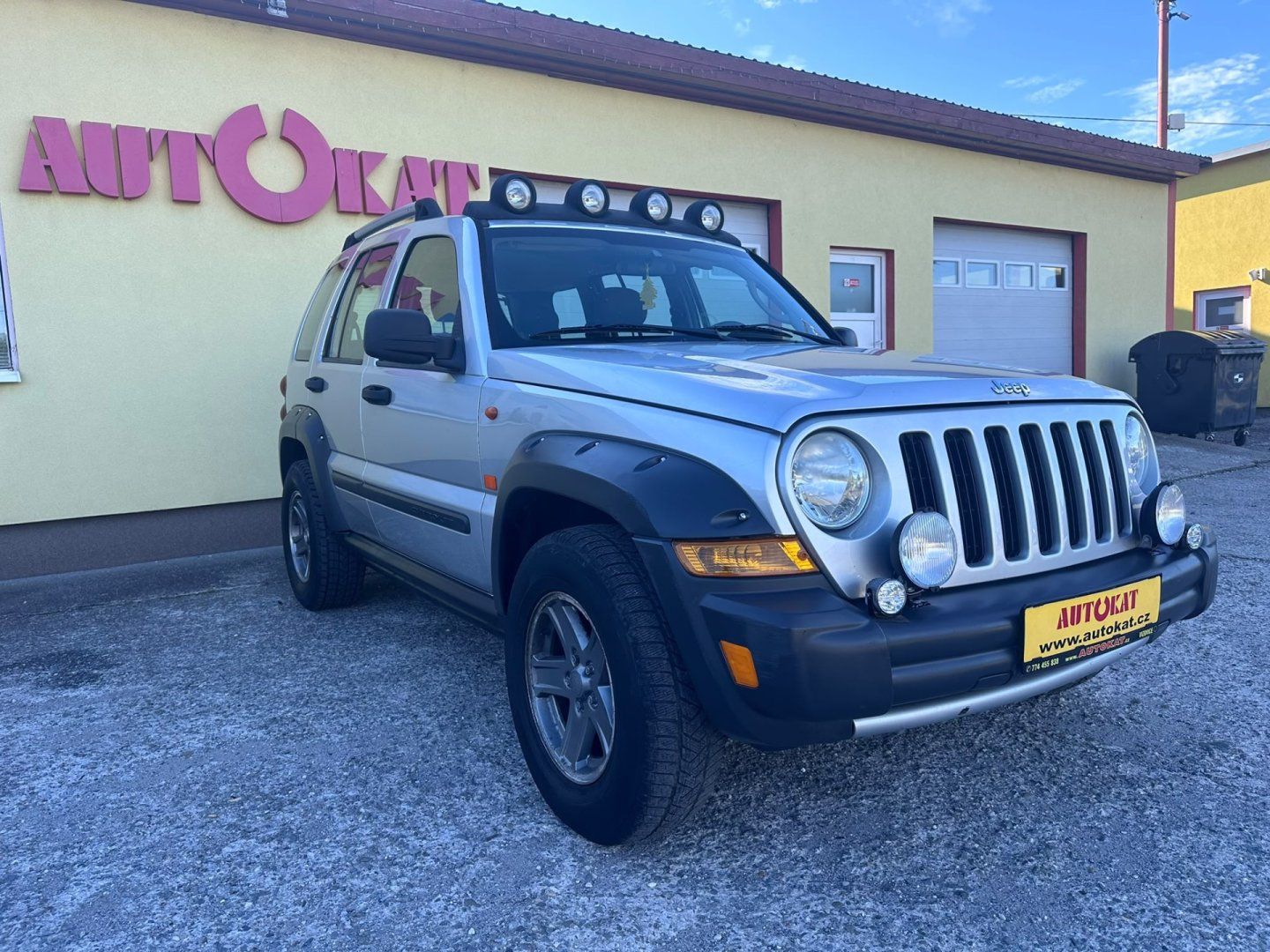 Jeep Cherokee, Renegade 3.7i LPG/4x4/Tažné