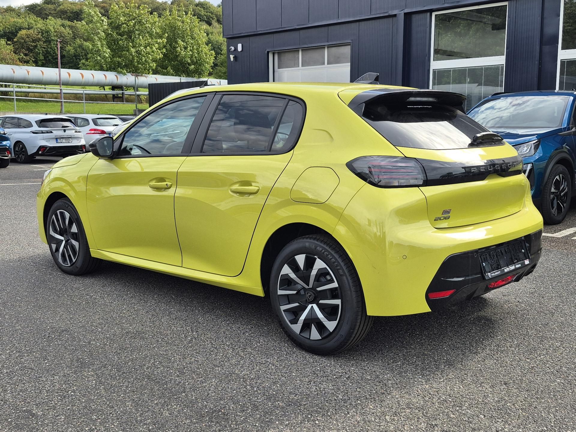 Peugeot 208, BUSINESS Turbo 100 MAN6 - fotka 3