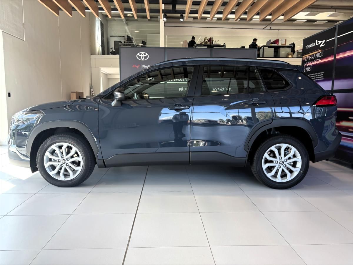 Toyota Corolla Cross, 1,8 Comfort Business - fotka 4