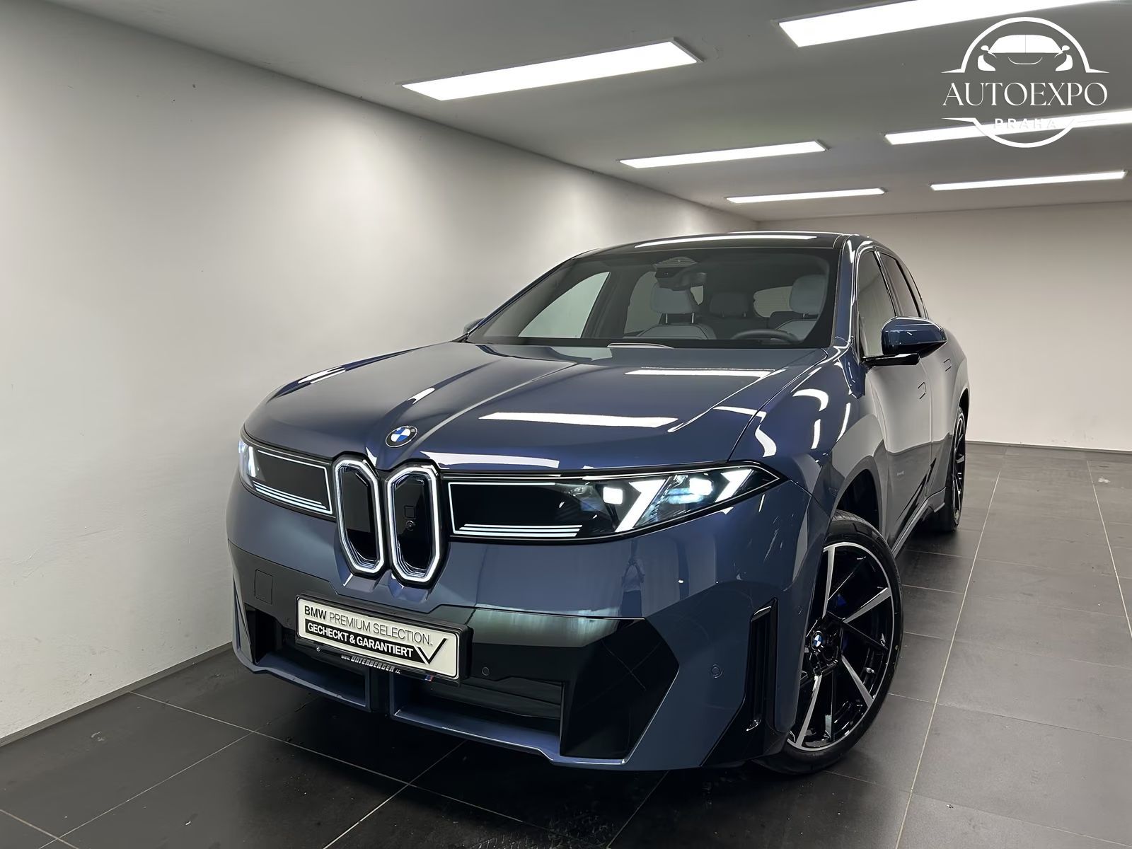 BMW iX3, 50 xDrive* - fotka 2