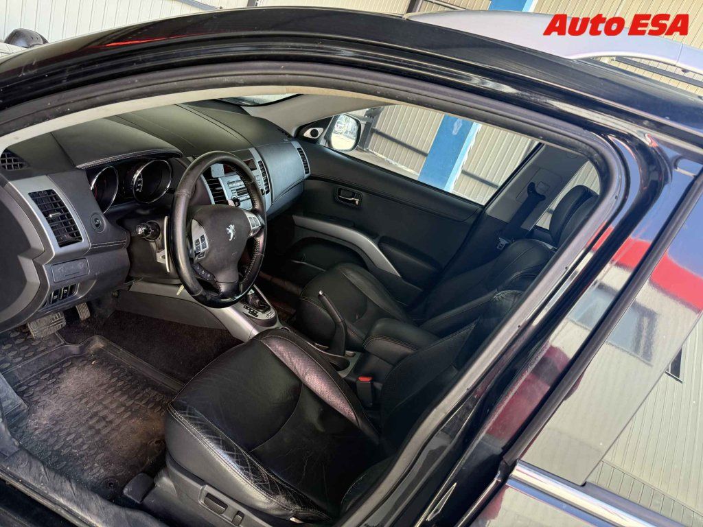 Peugeot 4007, 2.2 HDi,2.maj,ČR - fotka 3