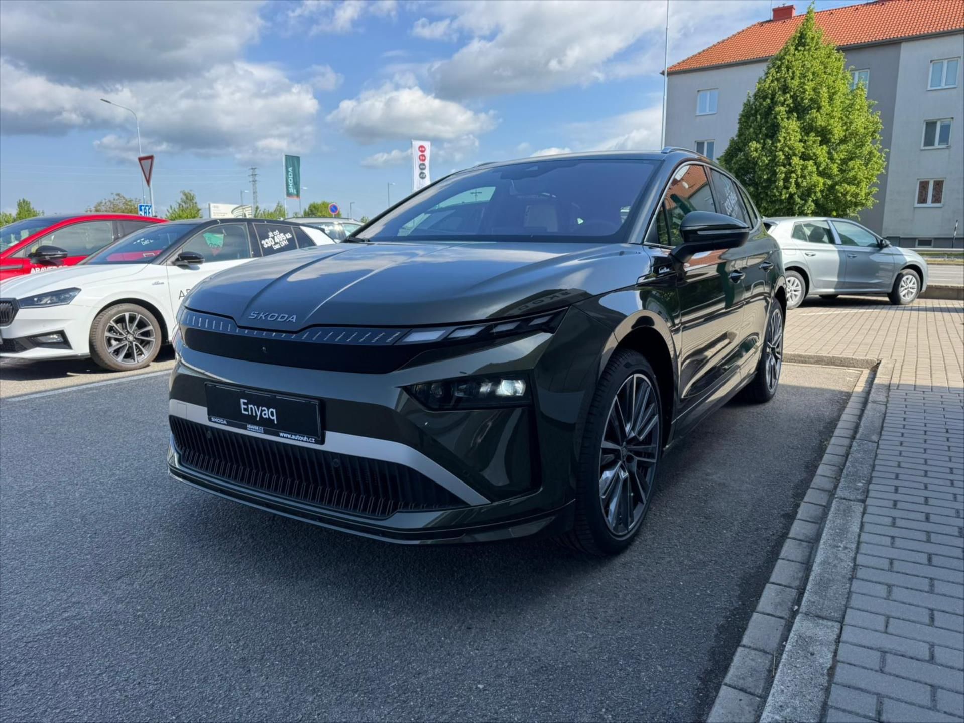 Škoda Enyaq iV, 82 kWh 210 kW  iV L&K 85 - fotka 3