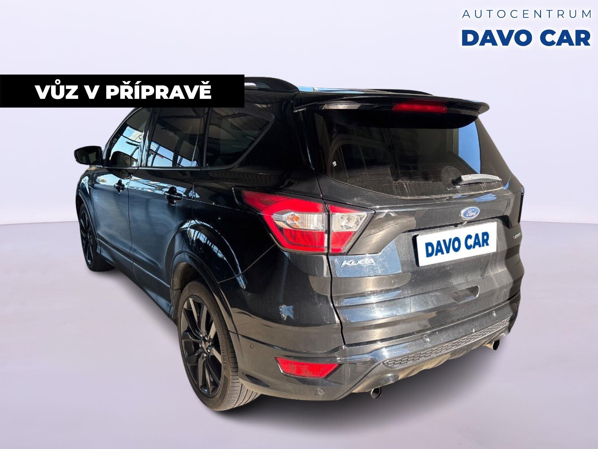 Ford Kuga, 1,5 EB 110KW ST-Line - fotka 2