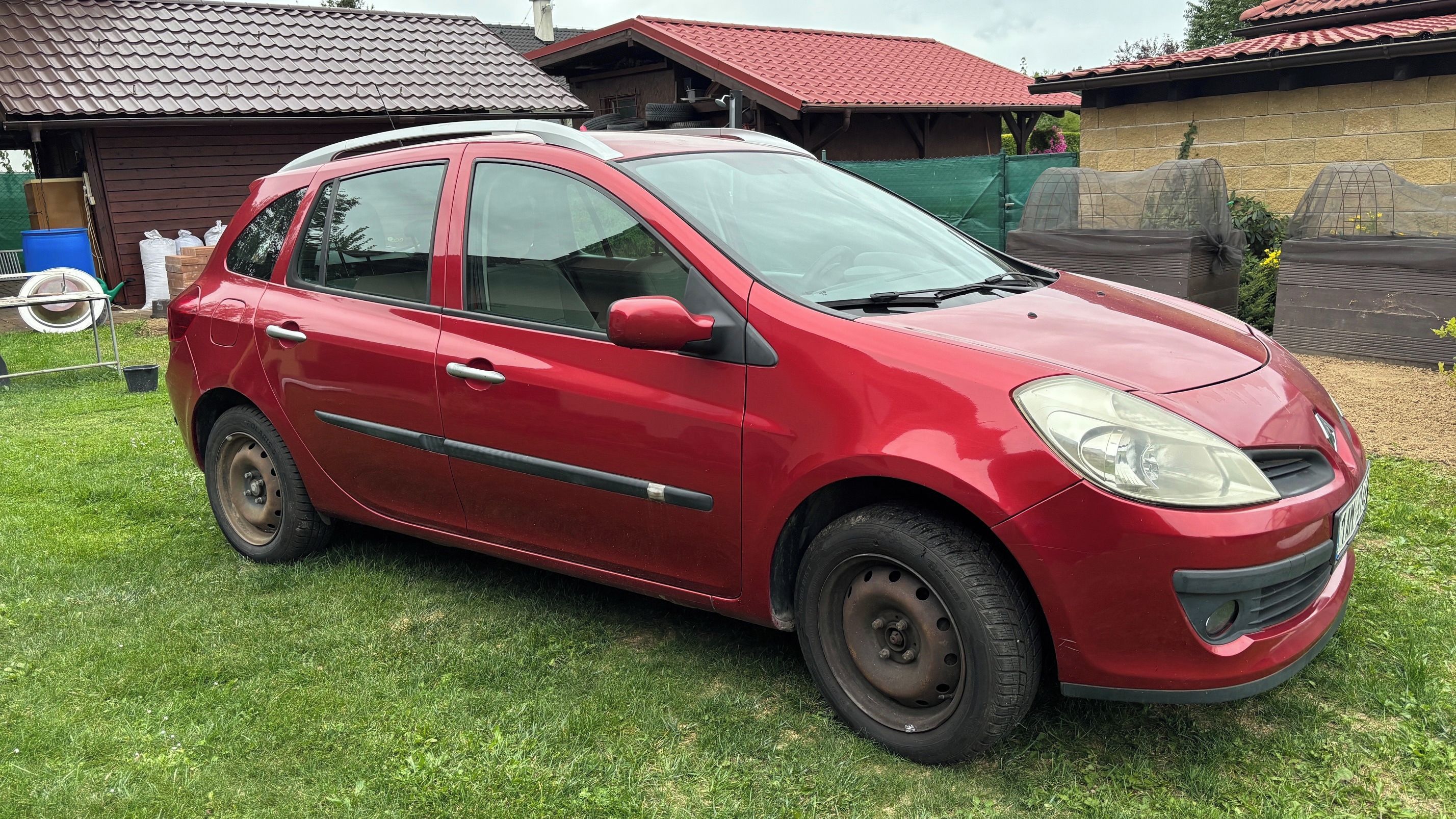 Renault Clio, 1,2 benzín - fotka 2