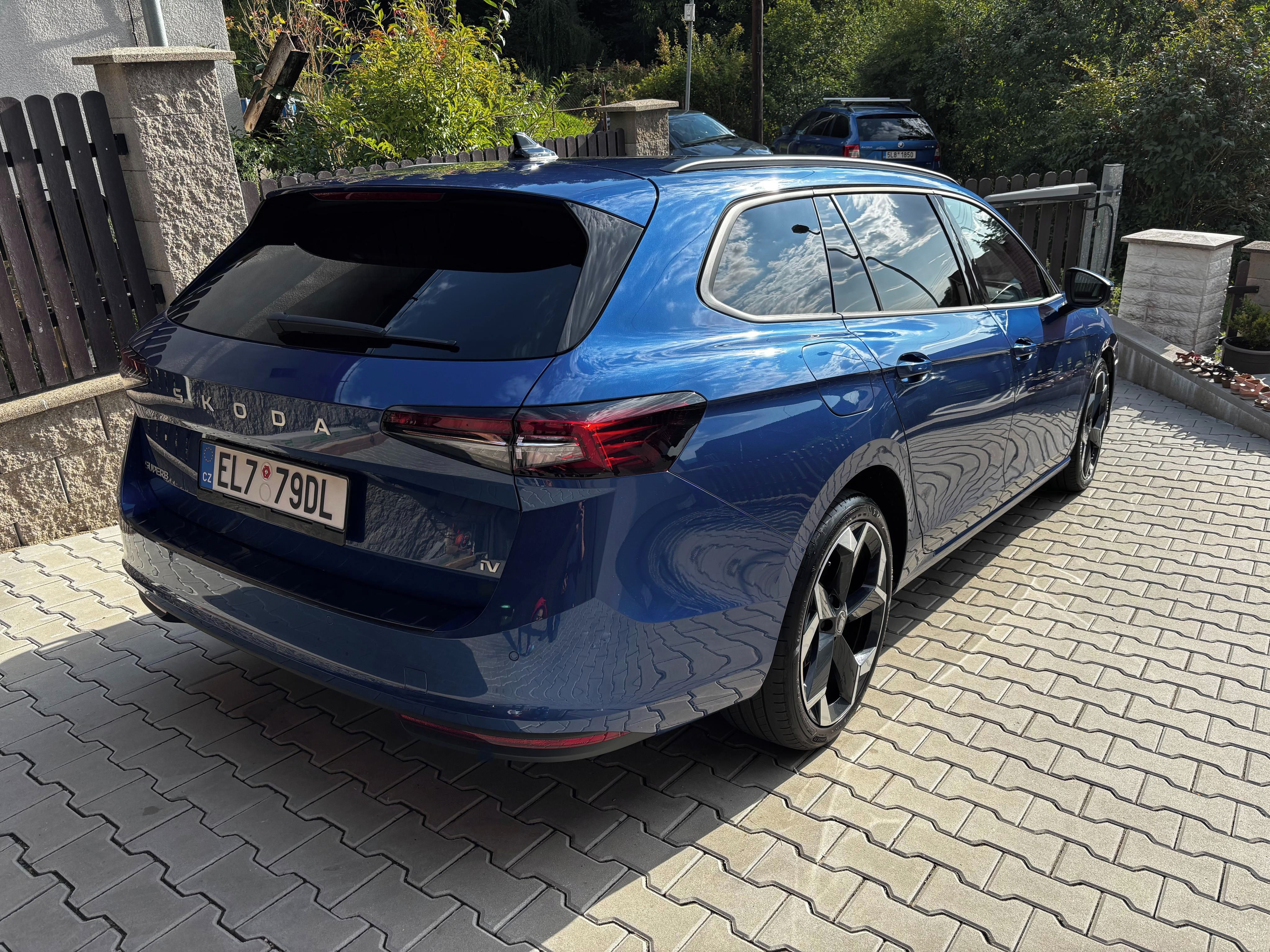 Škoda Superb, Škoda Superb 4 Combi iV - fotka 2