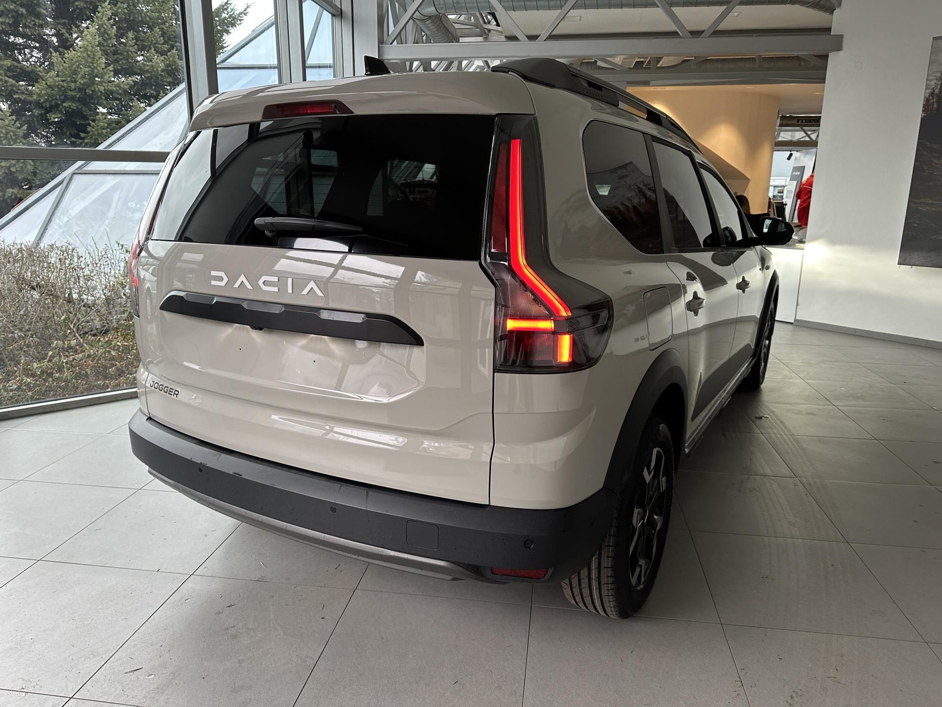 Dacia Jogger, JOURNEY Tce 110 7 míst SLEVA - fotka 5