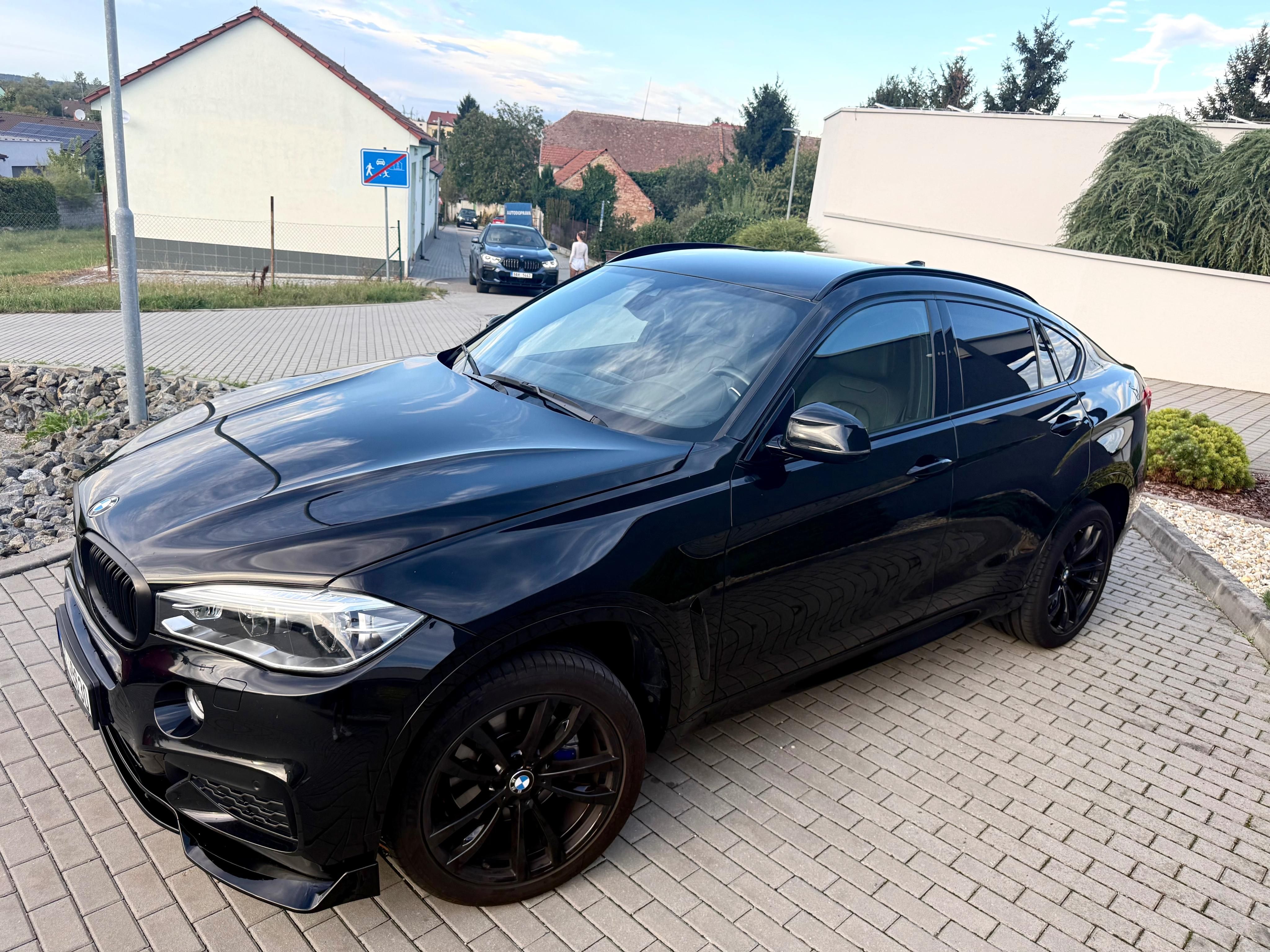 BMW X6, BMW X6, xDrive40d, ČR, tažné - fotka 5