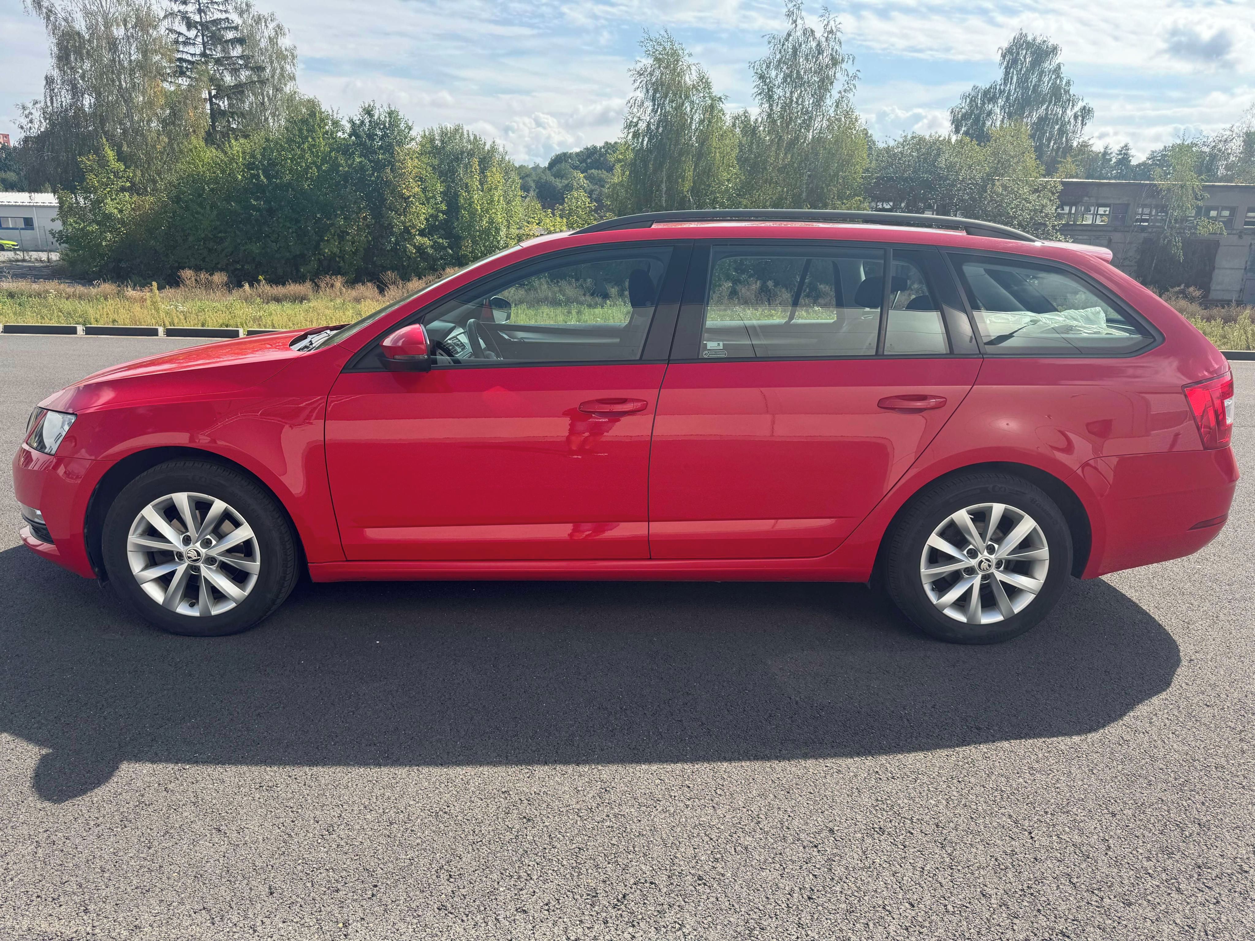 Škoda Octavia, 1.6TDI, Ambition,CZ 1. majitel - fotka 2
