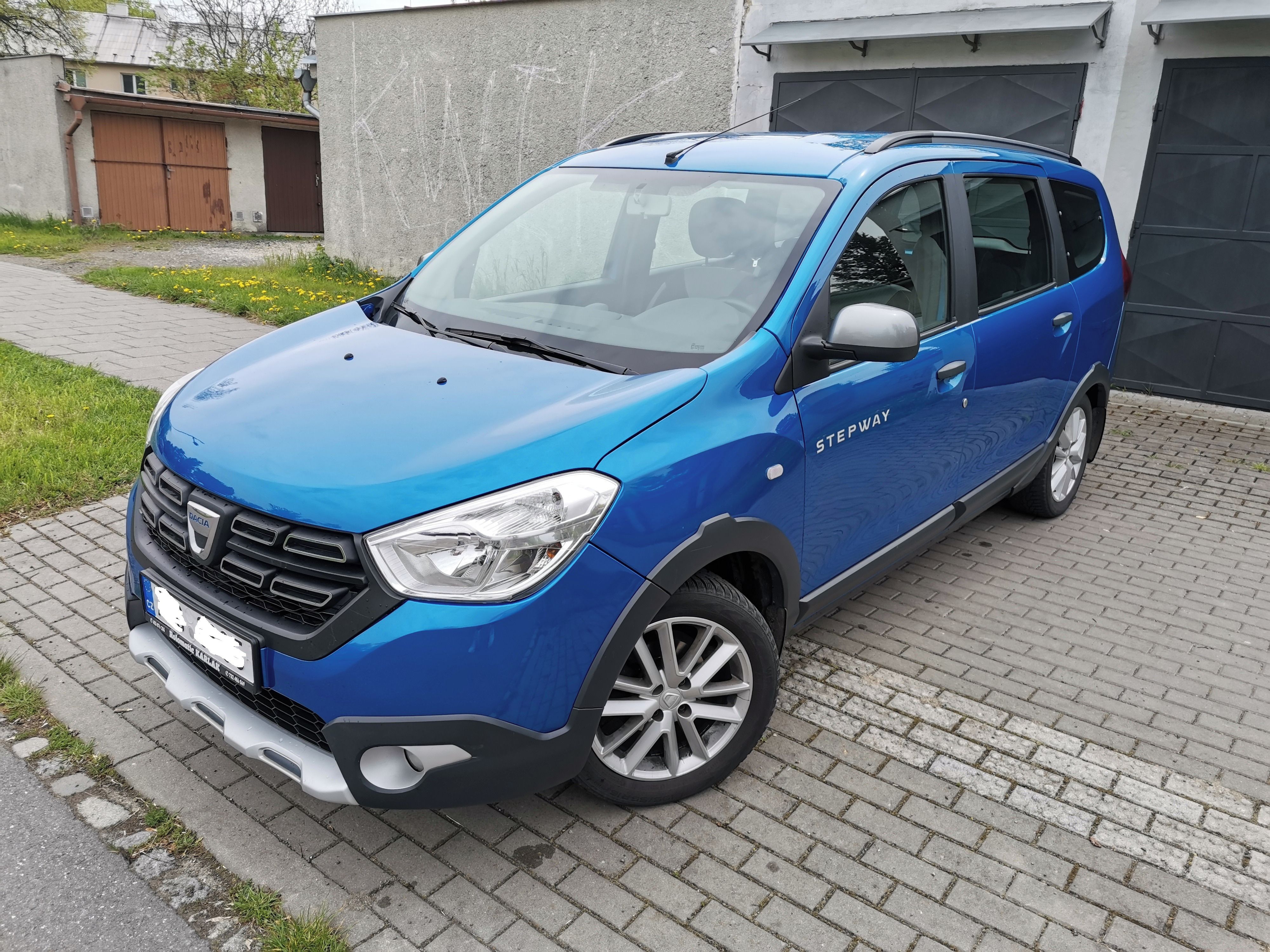 Dacia Lodgy, 1.6i STEPWAY, nebouraná, 7míst - fotka 5