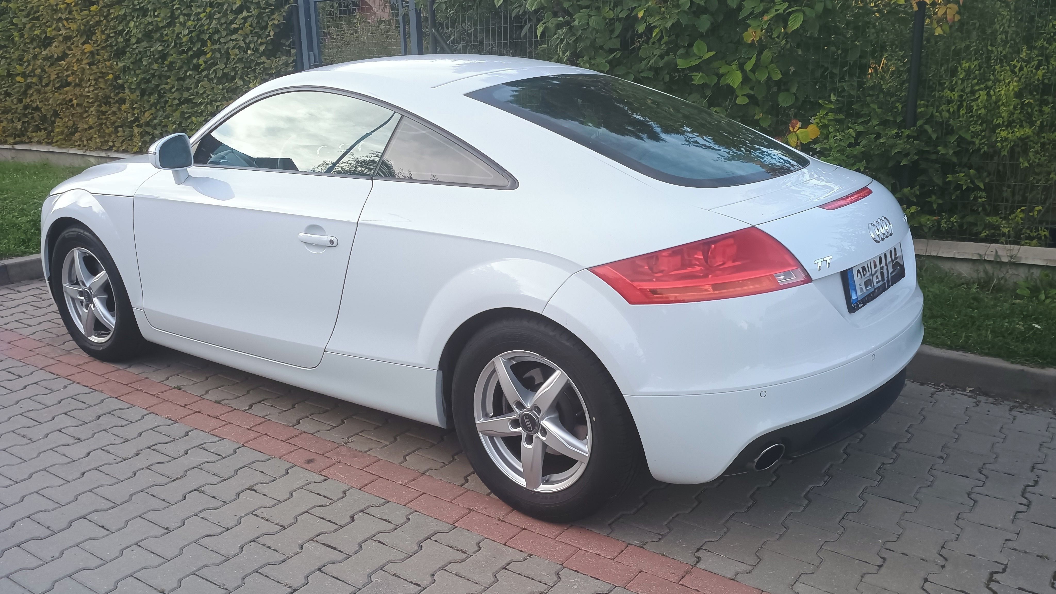 Audi TT, 2.0 TFSI 155 kW - radost řídit - fotka 3