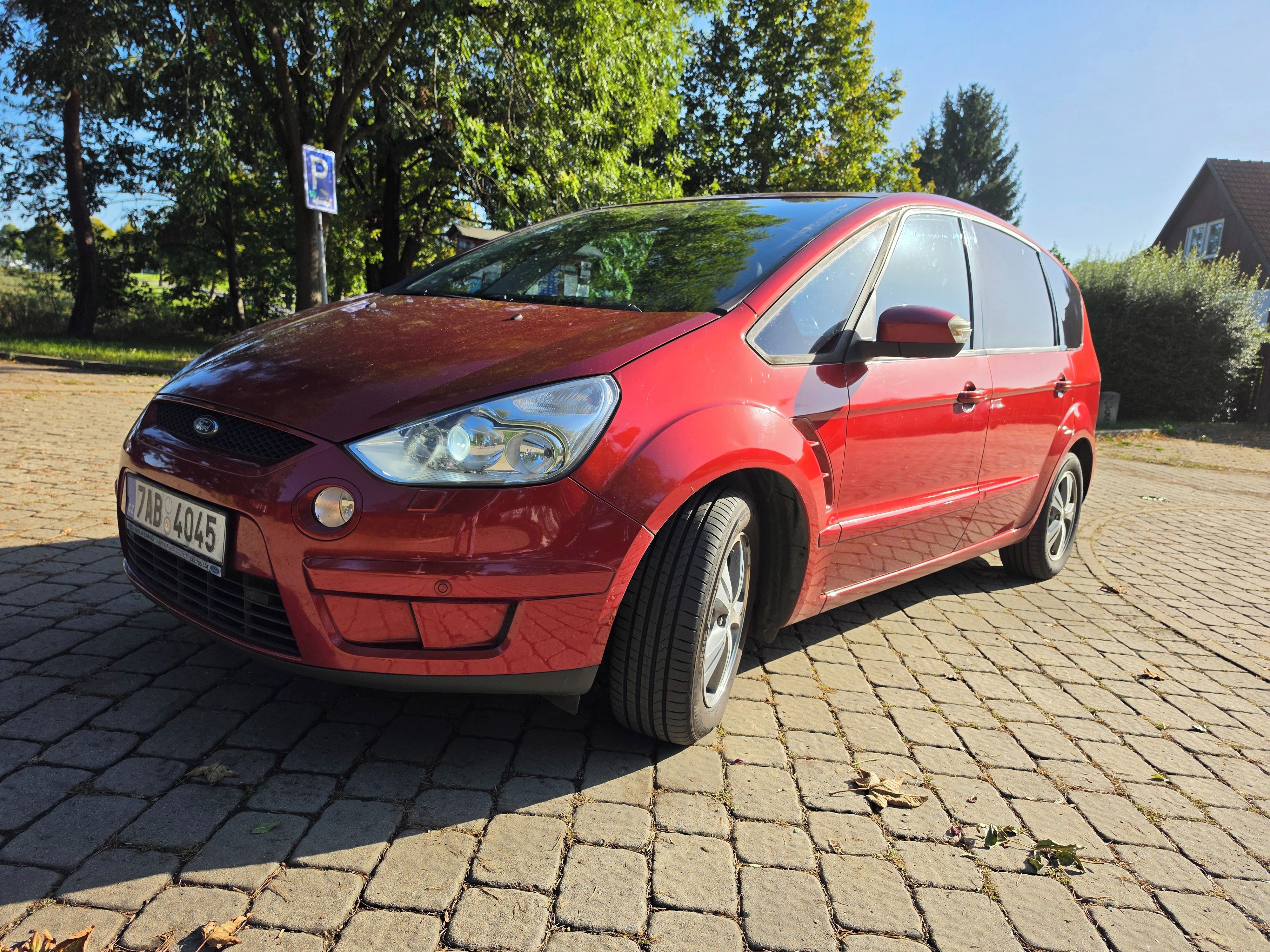 Ford S-MAX, 2,0 TDCI Titanium, aut. - DPH - fotka 2