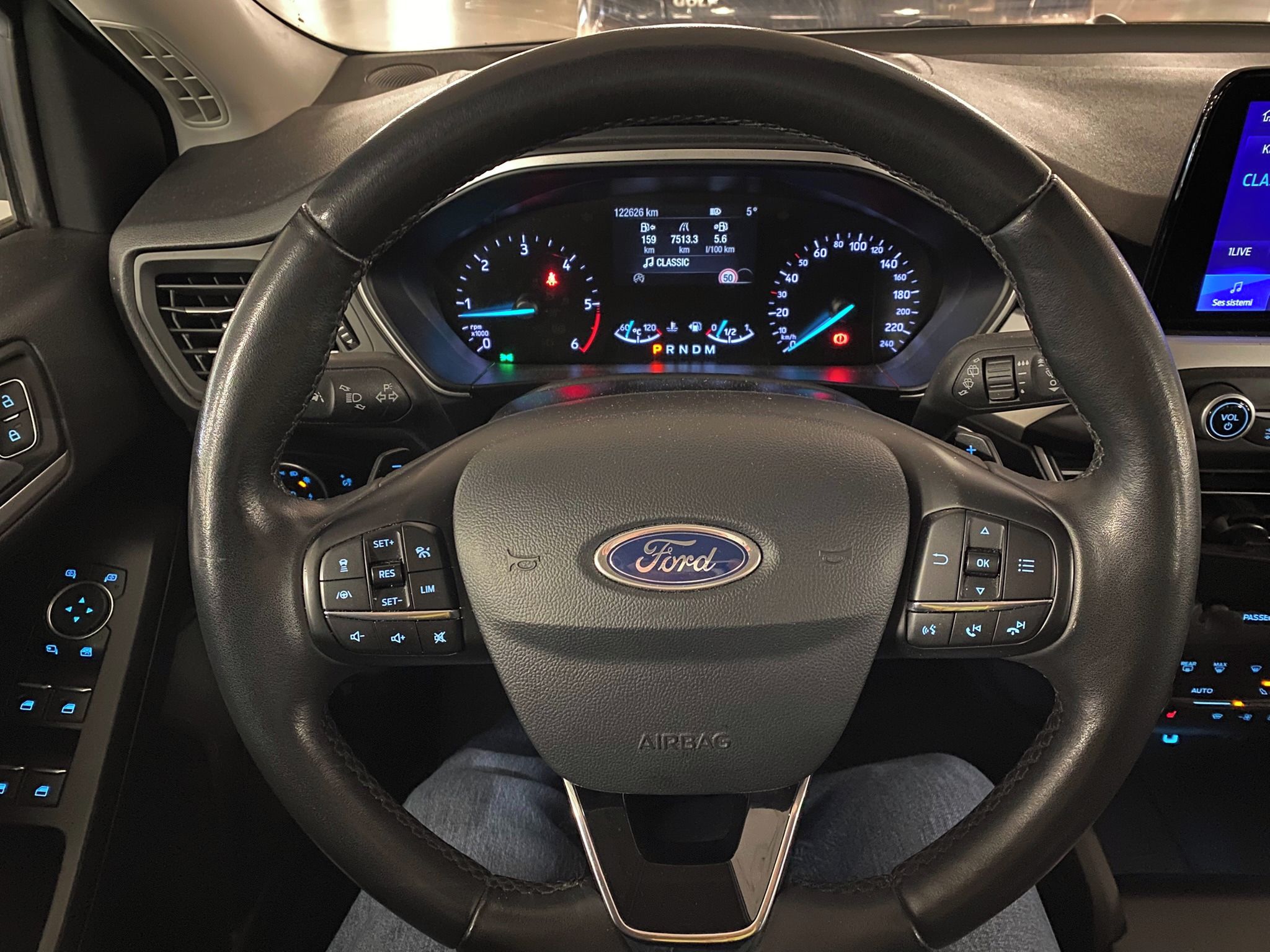 Ford Focus, 1.5 EcoBlue - fotka 5