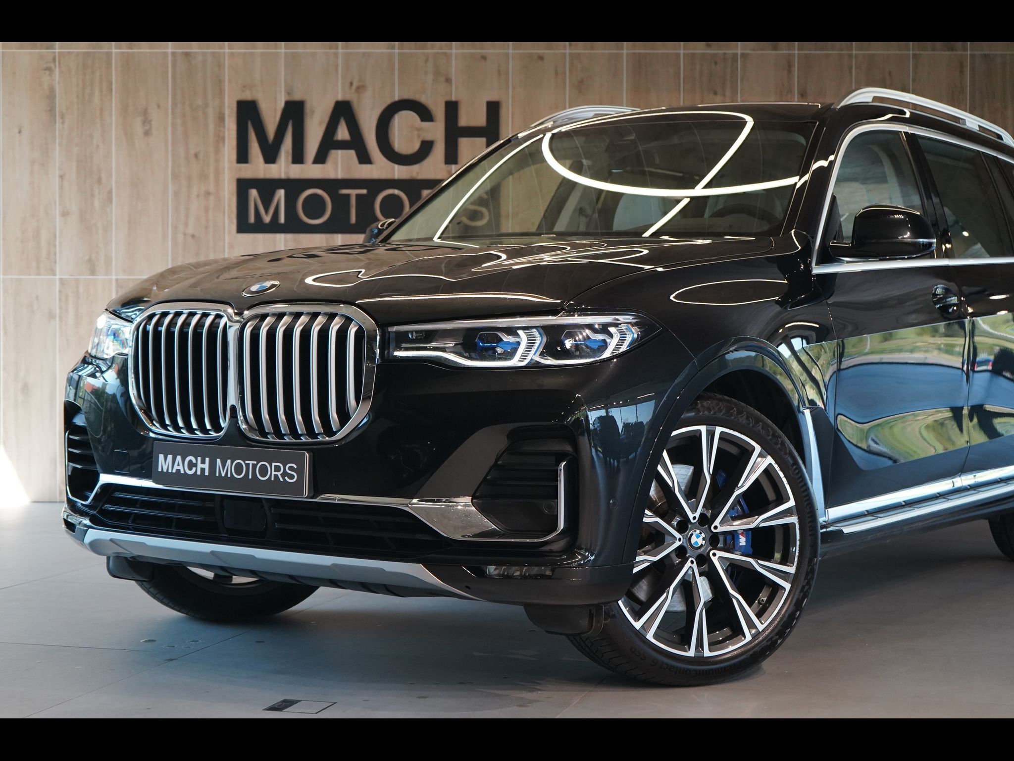 BMW X7, 40d xDrive, Laser, Tažné, HUD - fotka 2