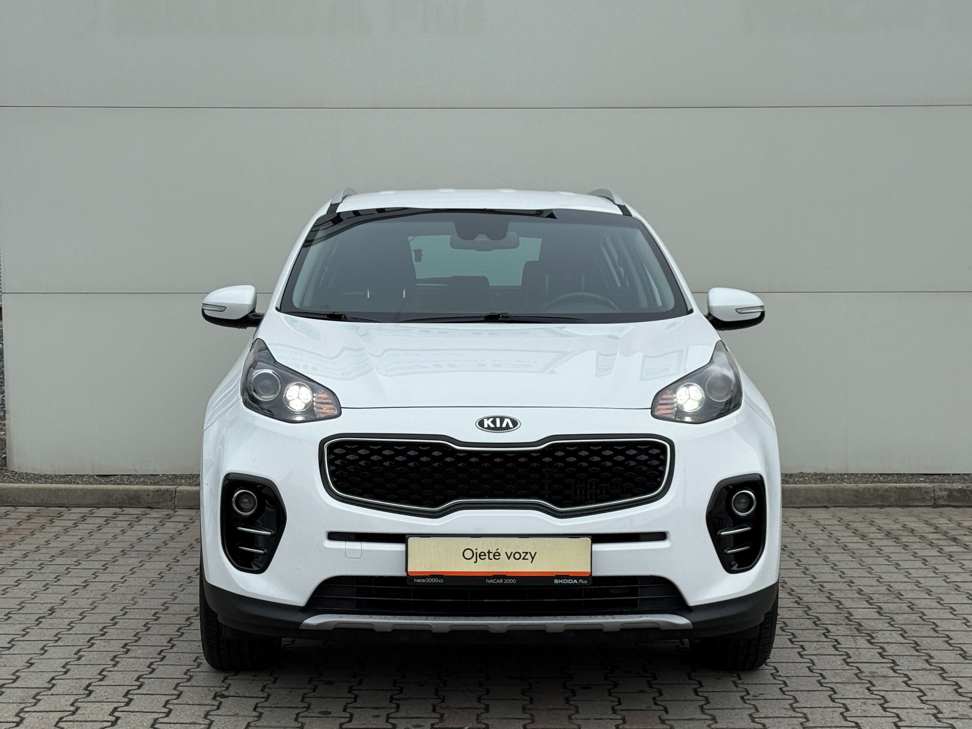 Kia Sportage, 1.6i 130 kW 4x4 automat - fotka 2