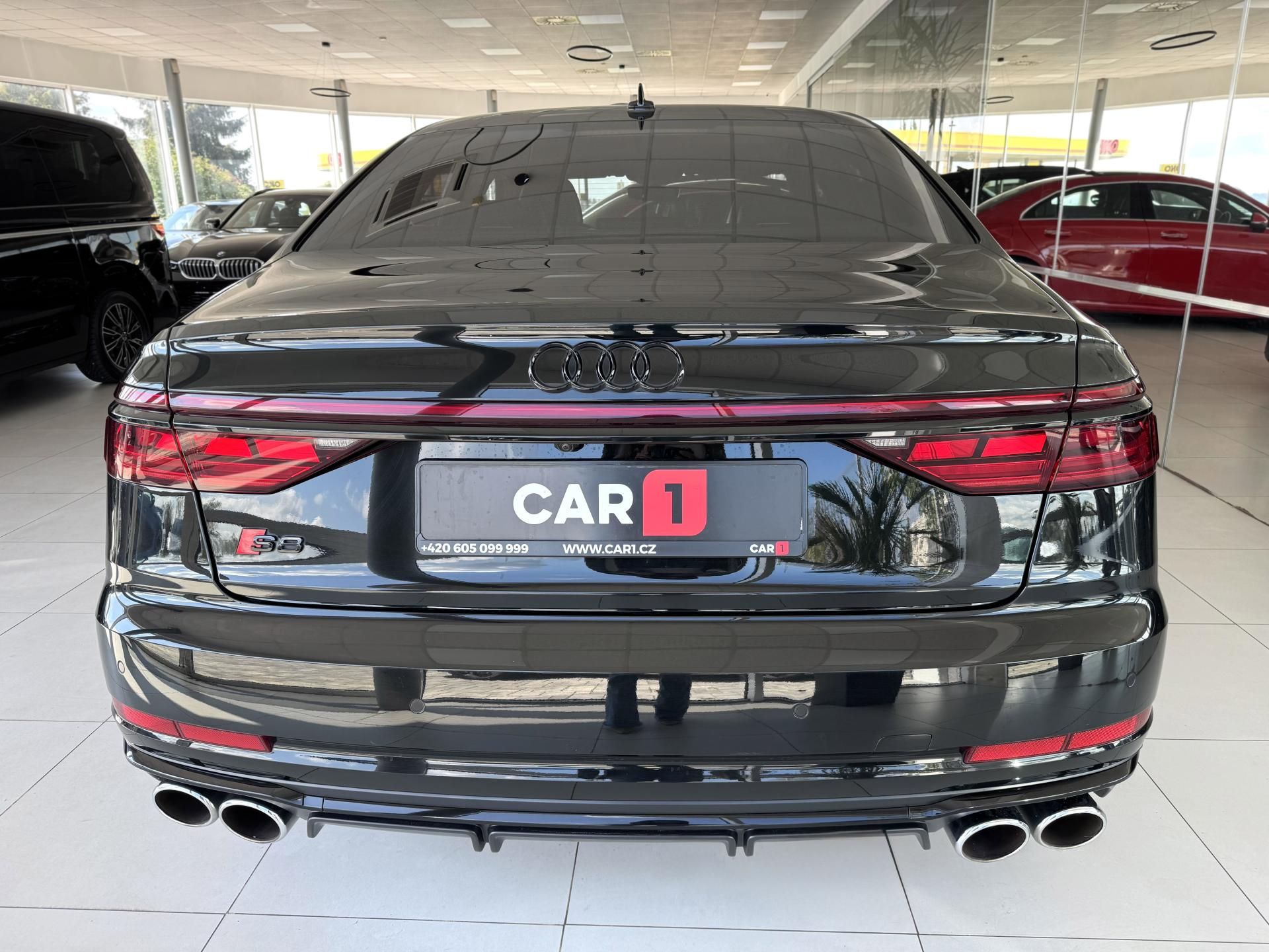 Audi S8, 4,0TFSI Quattro*420kW*Webasto - fotka 6