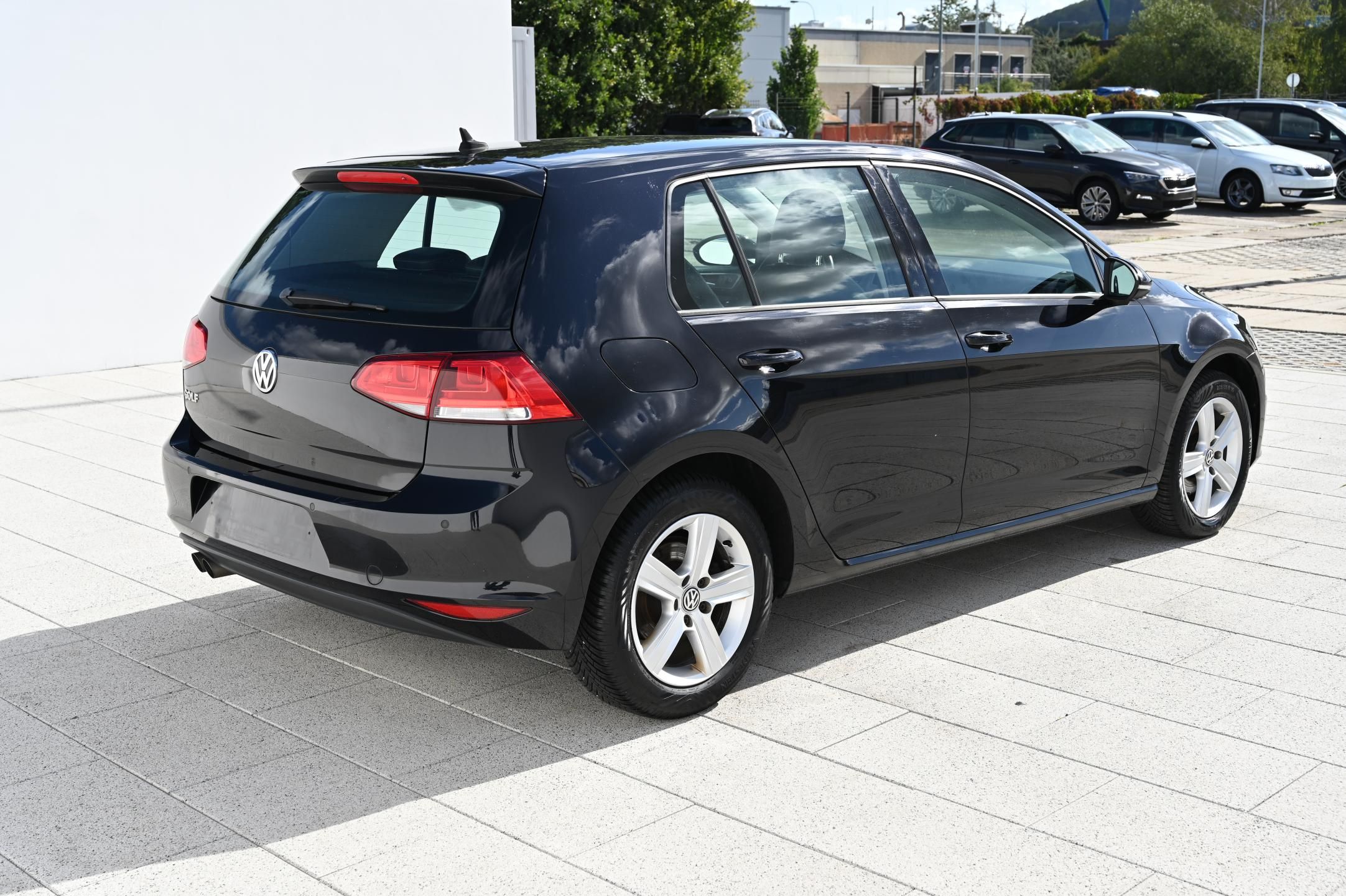 Volkswagen Golf, 2.0TDI 110KW Highline 2/2017 - fotka 4