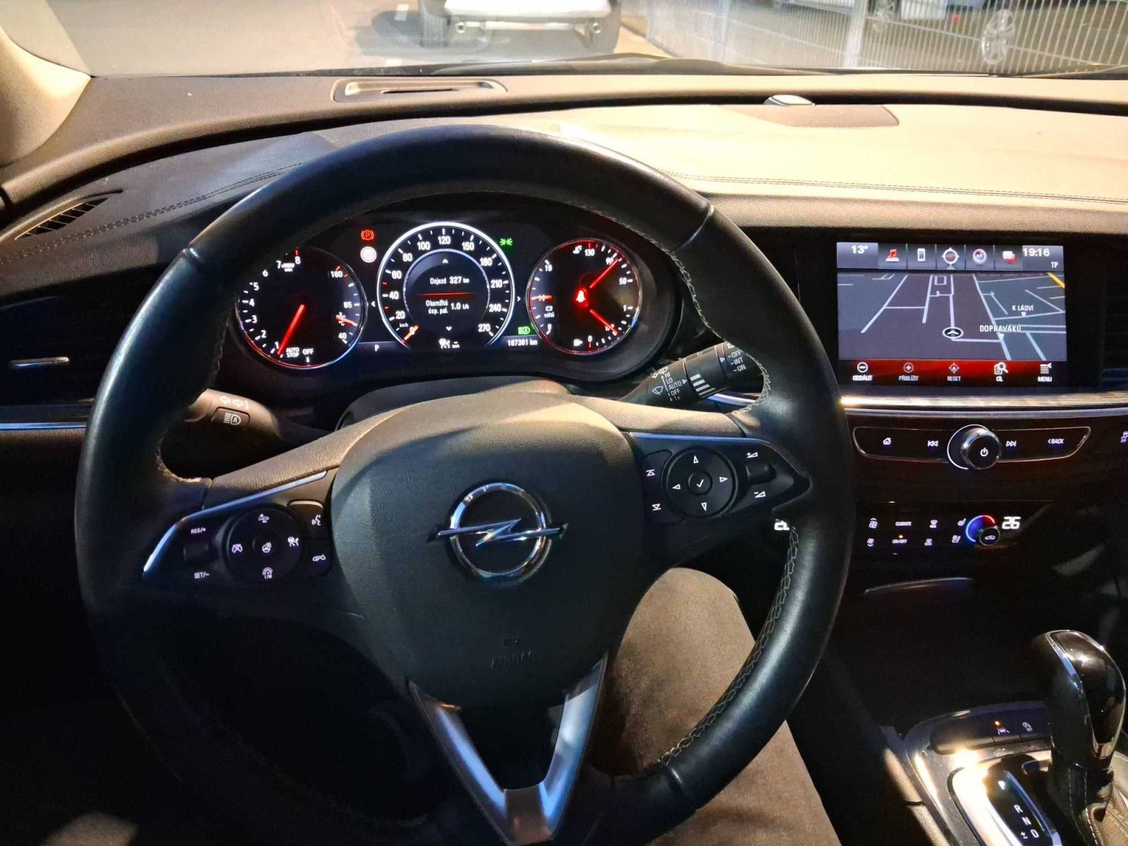 Opel Insignia, 1.5 Turbo, Automat, Kůže, Navi - fotka 3