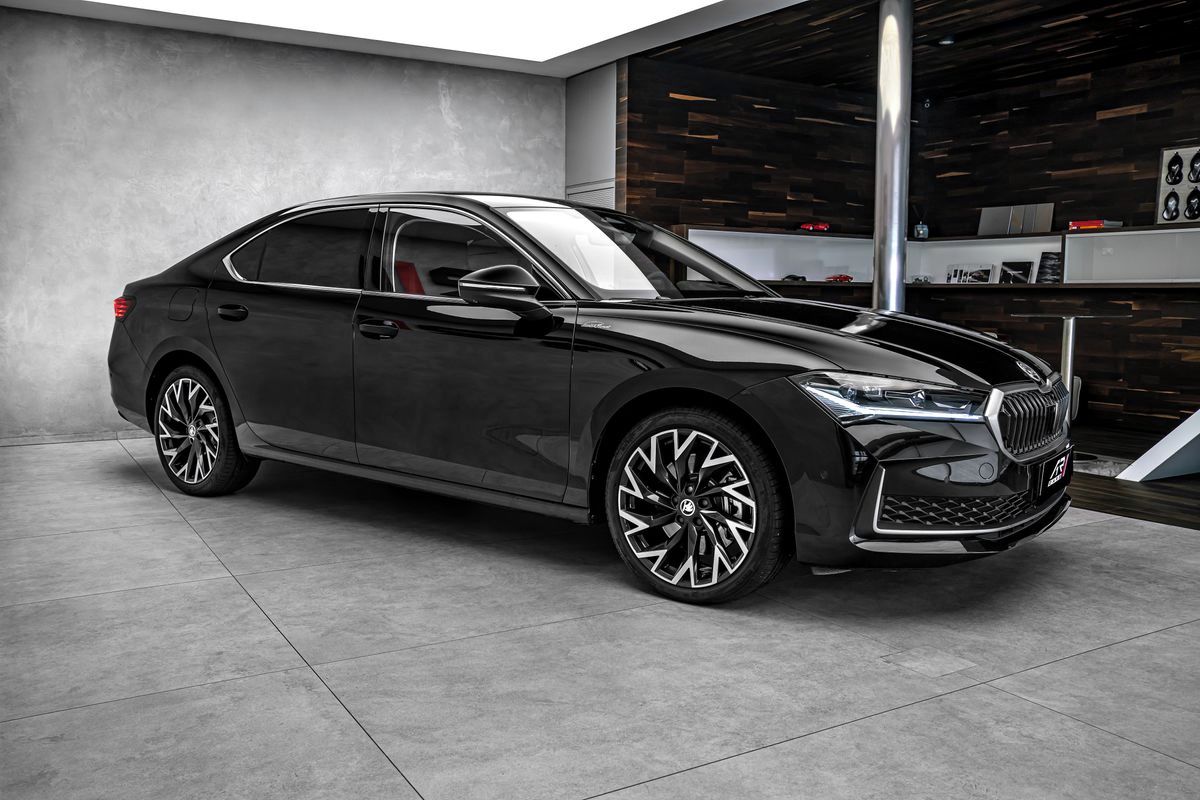 Škoda Superb, 2,0TDI 142kW L&K 4x4 DSG masáž - fotka 4