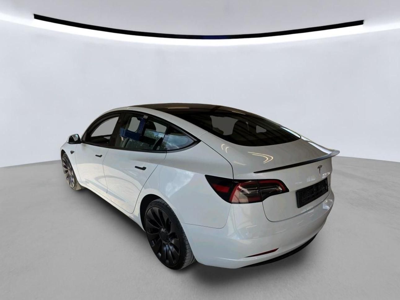 Tesla Model 3, PERFORMANCE 393kw SOH 95,0% - fotka 3