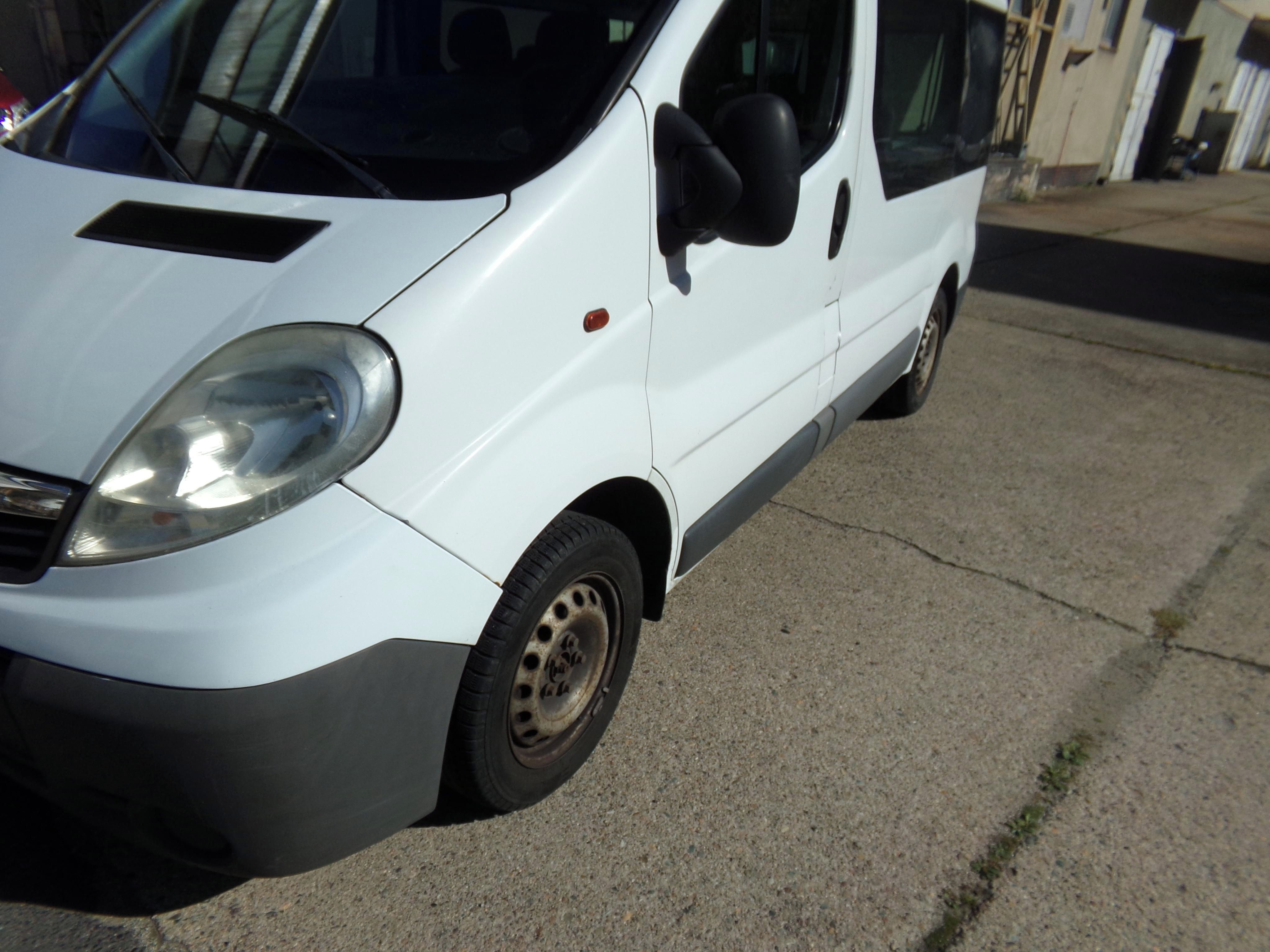 Opel Vivaro, 2.0CDTi 6míst - fotka 6