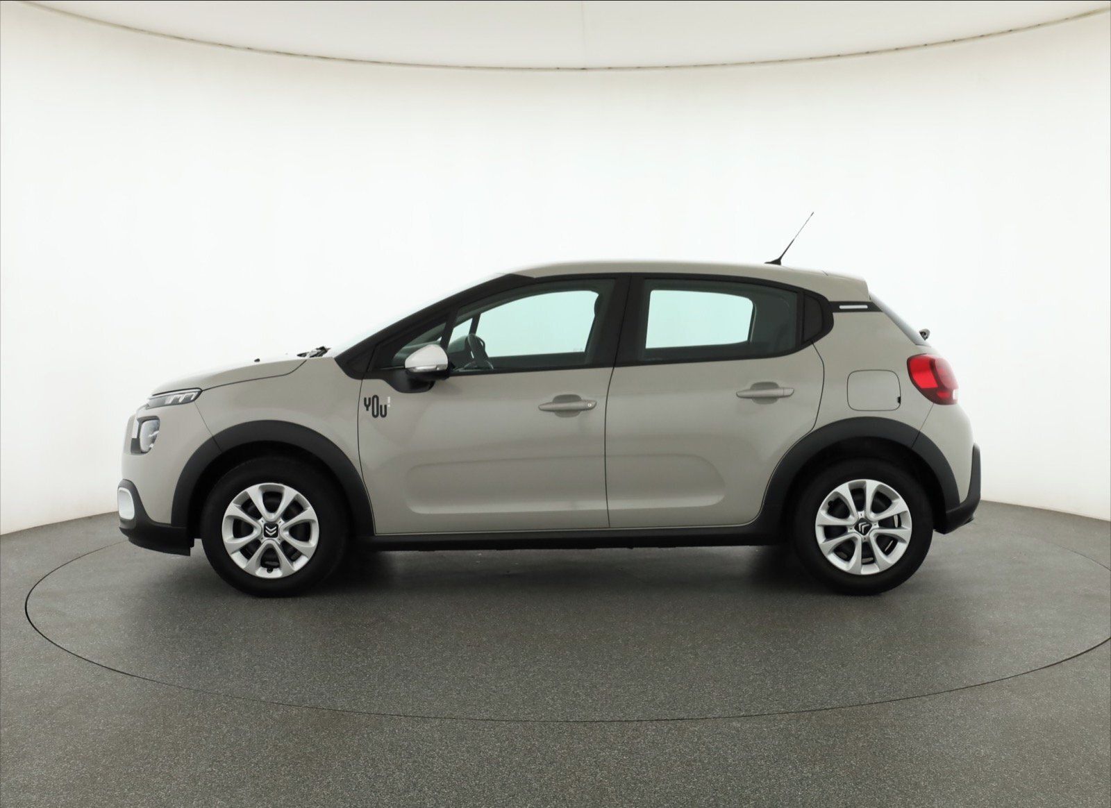 Citroën C3, 1.2 PureTech, Záruka, ČR,1.maj - fotka 3
