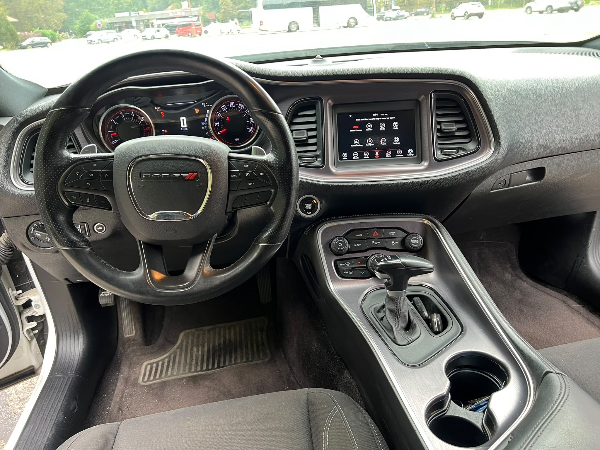 Dodge Challenger, 5.7 v8 Hemi - fotka 2