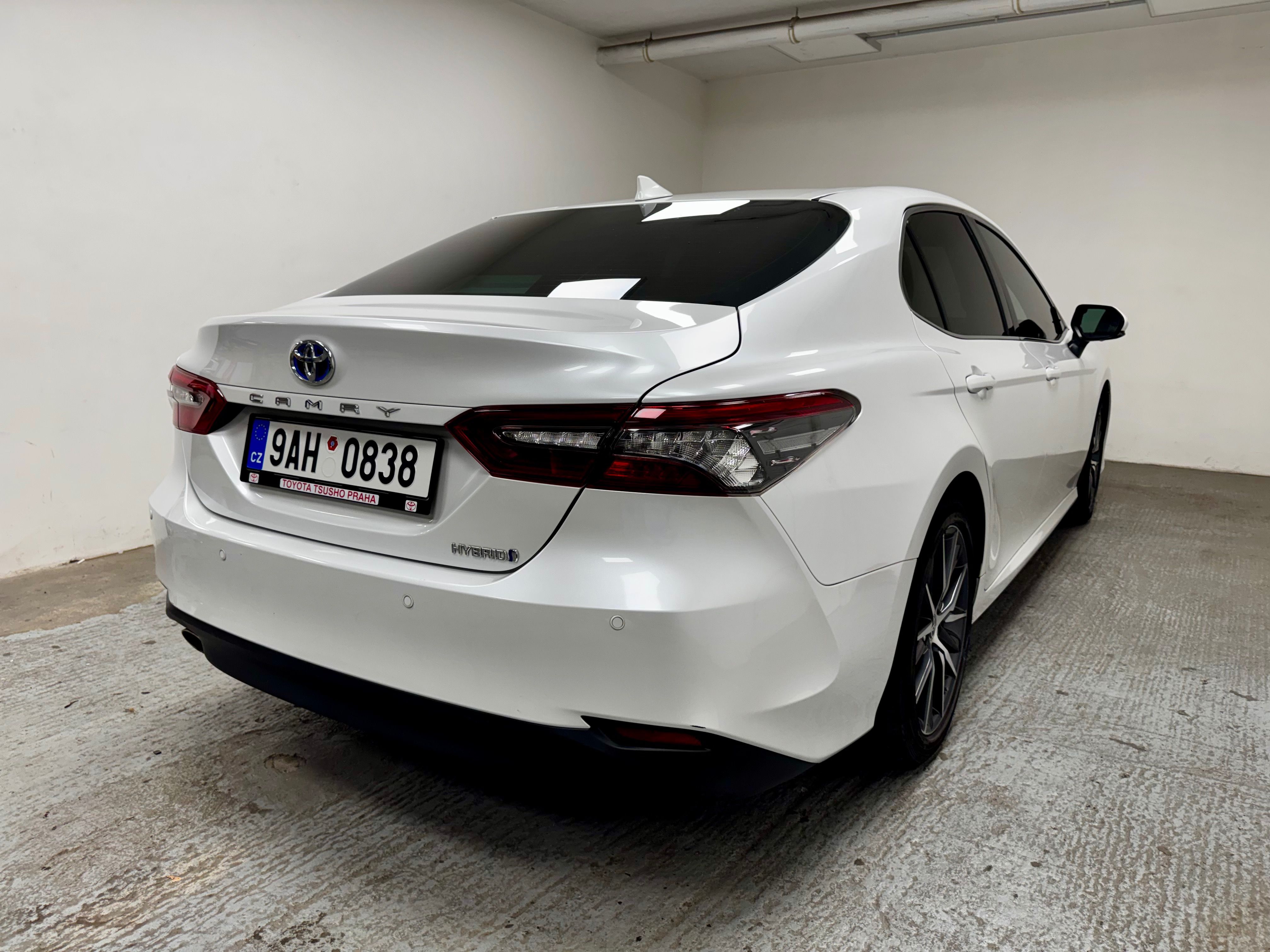 Toyota Camry, 2.5 HEV EXECUTIVE VIP paket - fotka 3