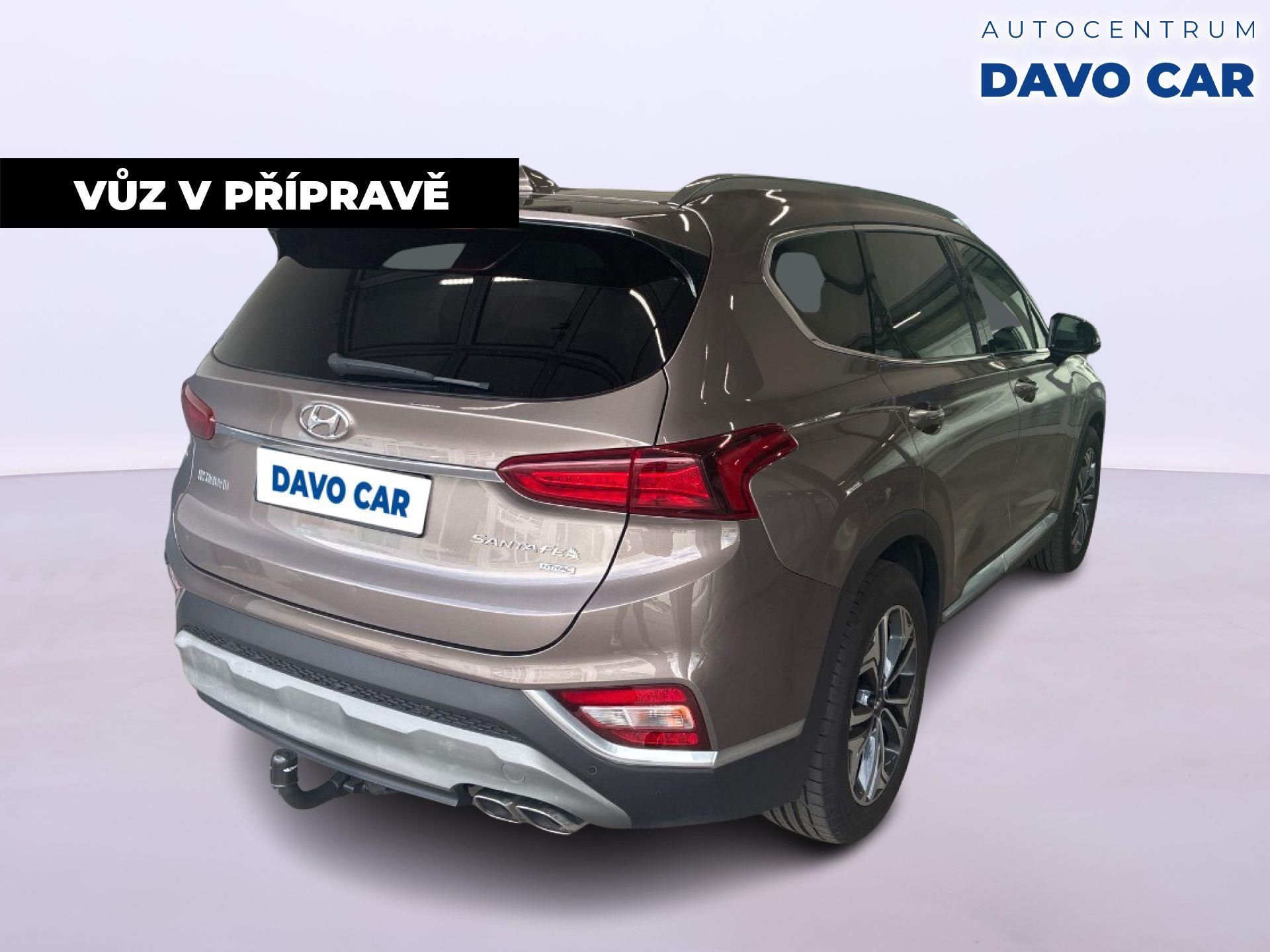 Hyundai Santa Fe, 2,2 CRDi 147kW Premium+ 4x4 CZ - fotka 5
