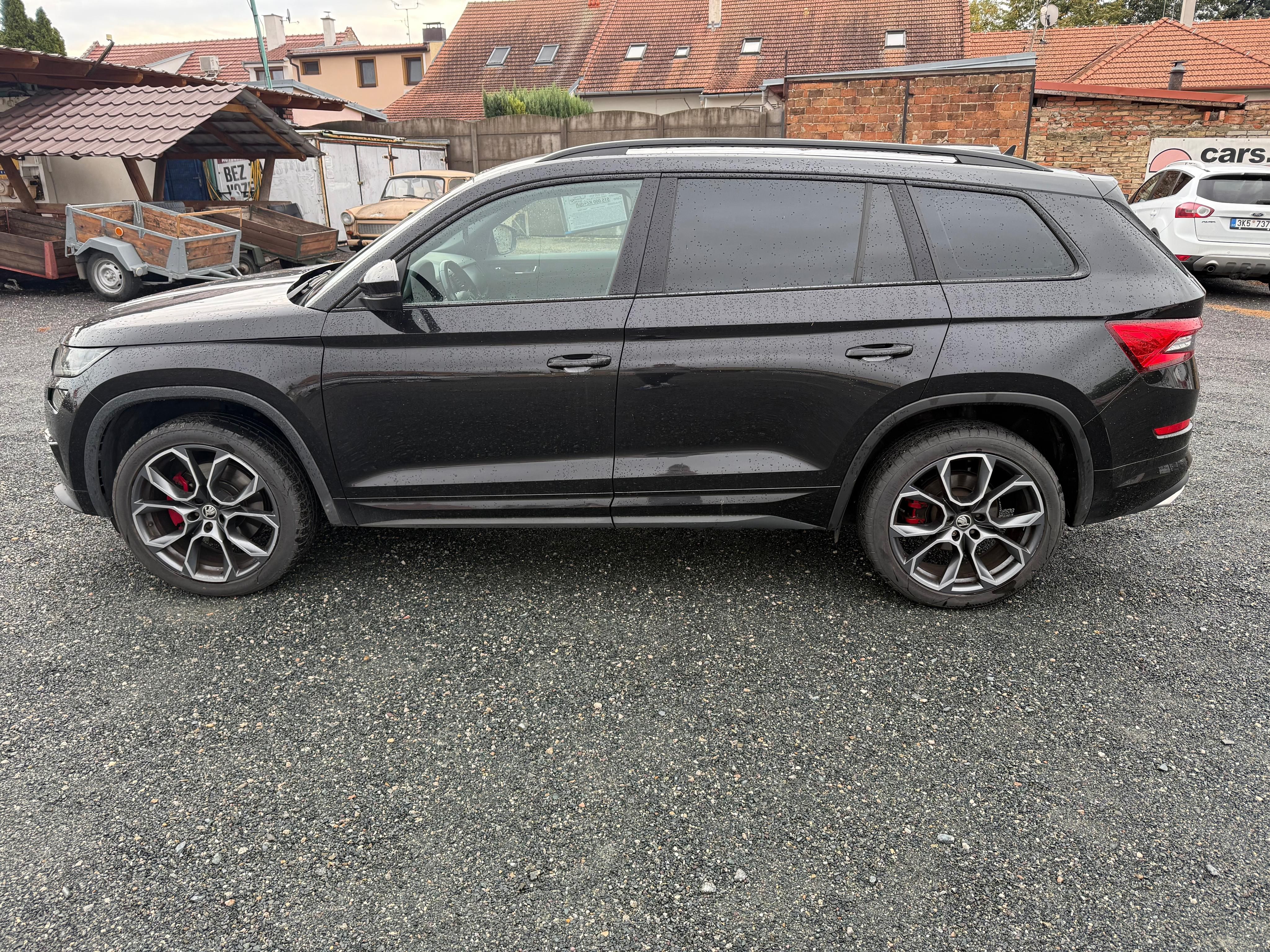 Škoda Kodiaq, RS 2.0TDi DSG NEHAVAROVANÉ - fotka 5
