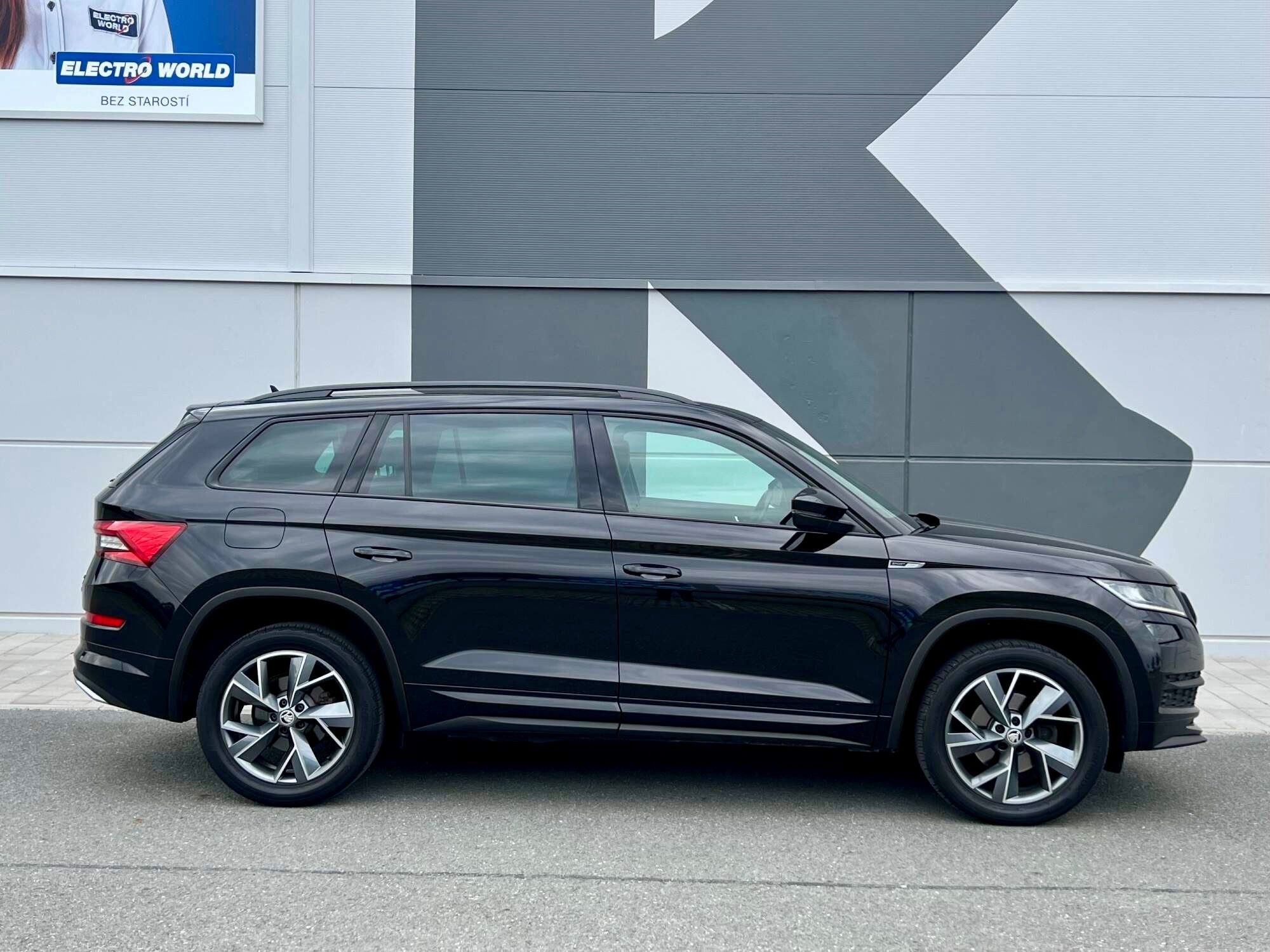Škoda Kodiaq, Škoda KODIAQ 4x4 SPORTLINE - fotka 4