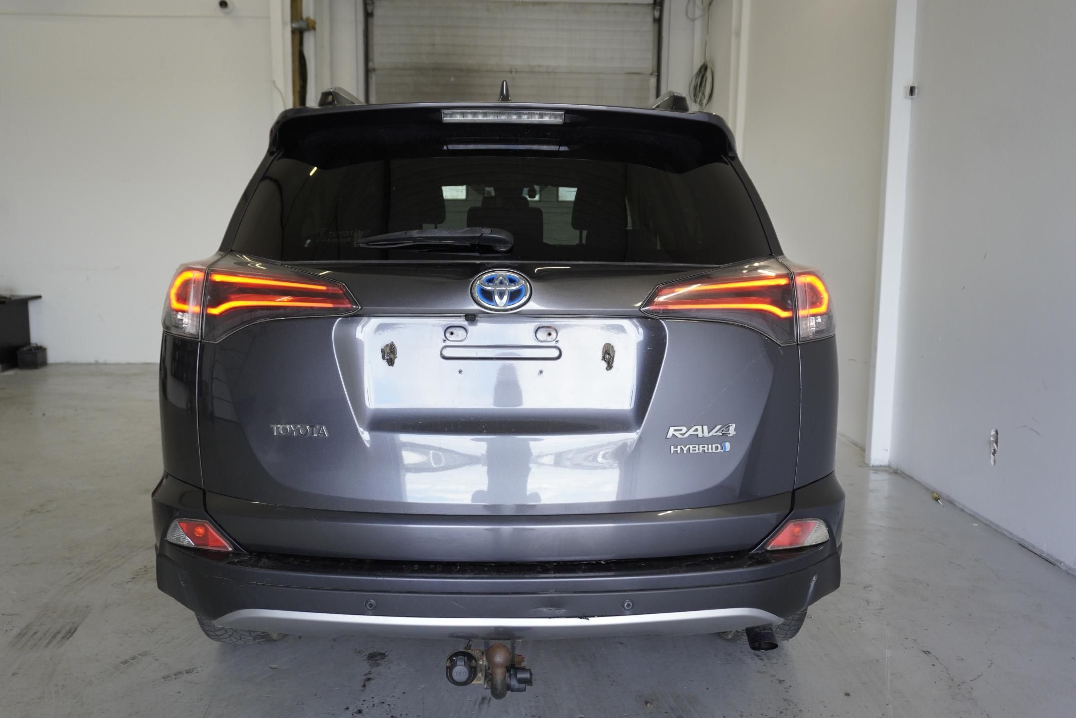 Toyota Rav4, 2,5 HYBRID 4X2 AUT. - fotka 6