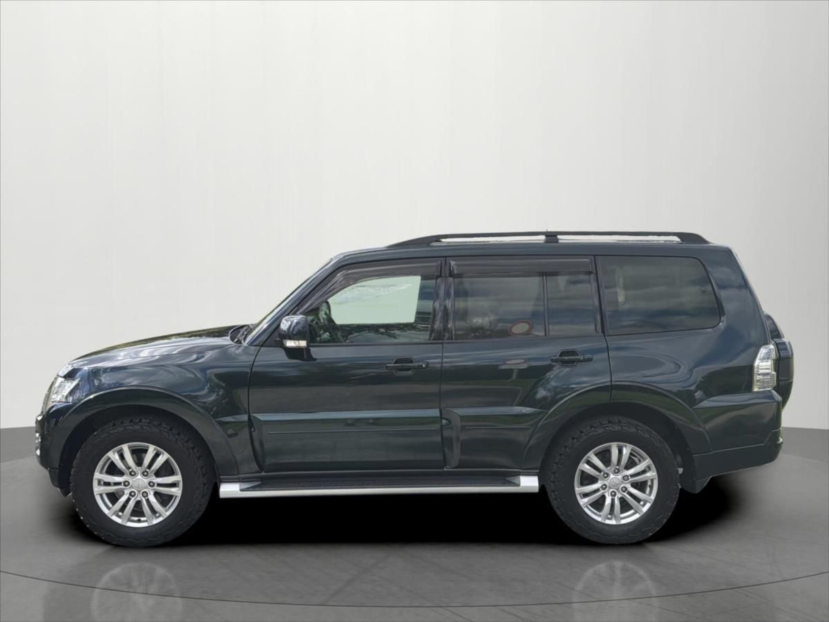 Mitsubishi Pajero, 3,2 DI-D ČR SERVIS NT - fotka 4