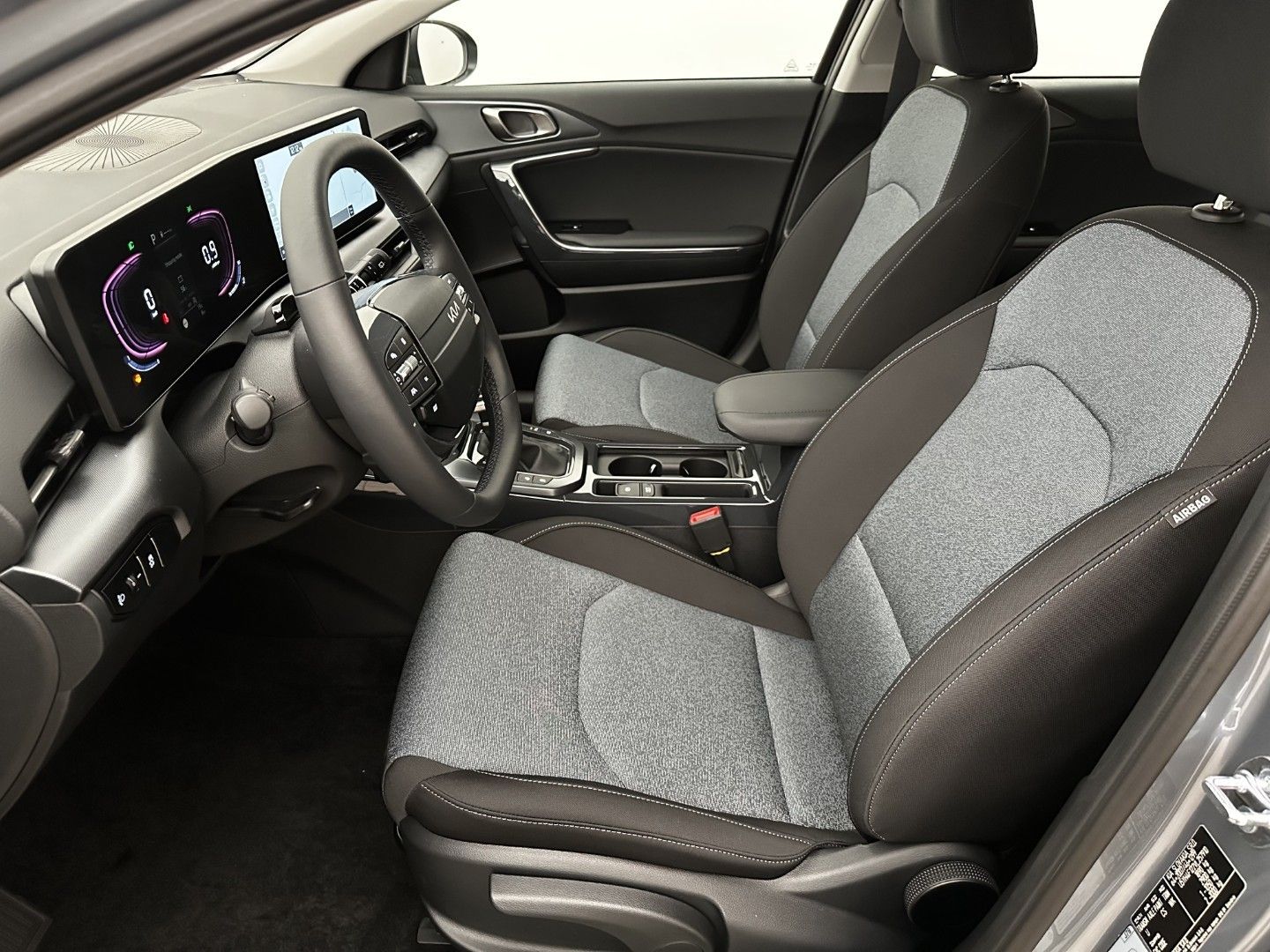 Kia XCee´d, 1.0T-GDi 85kW SPIN (2027) - fotka 4