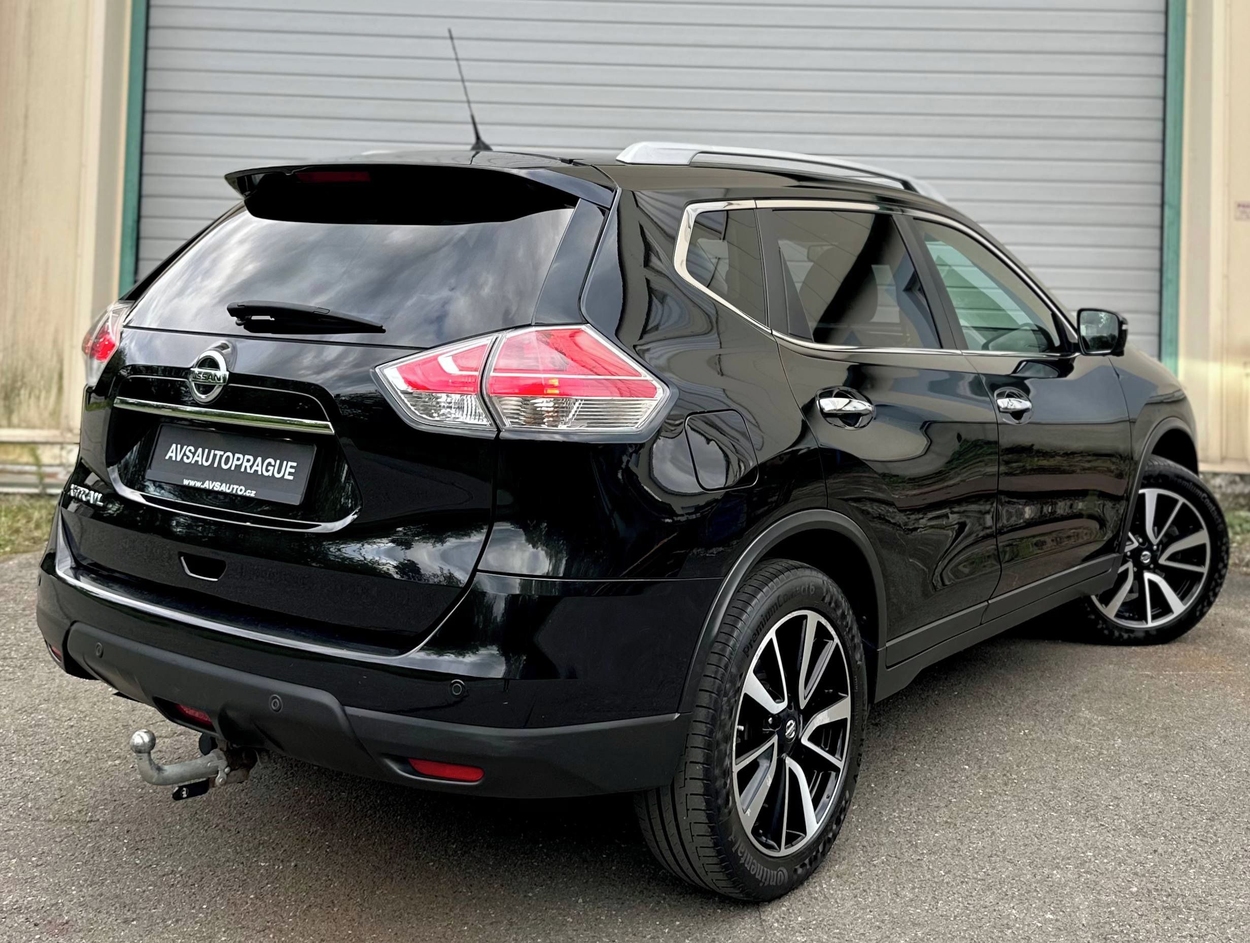 Nissan X-Trail, 1.6 AT 2014 TEKNA 360 7 MIST - fotka 4