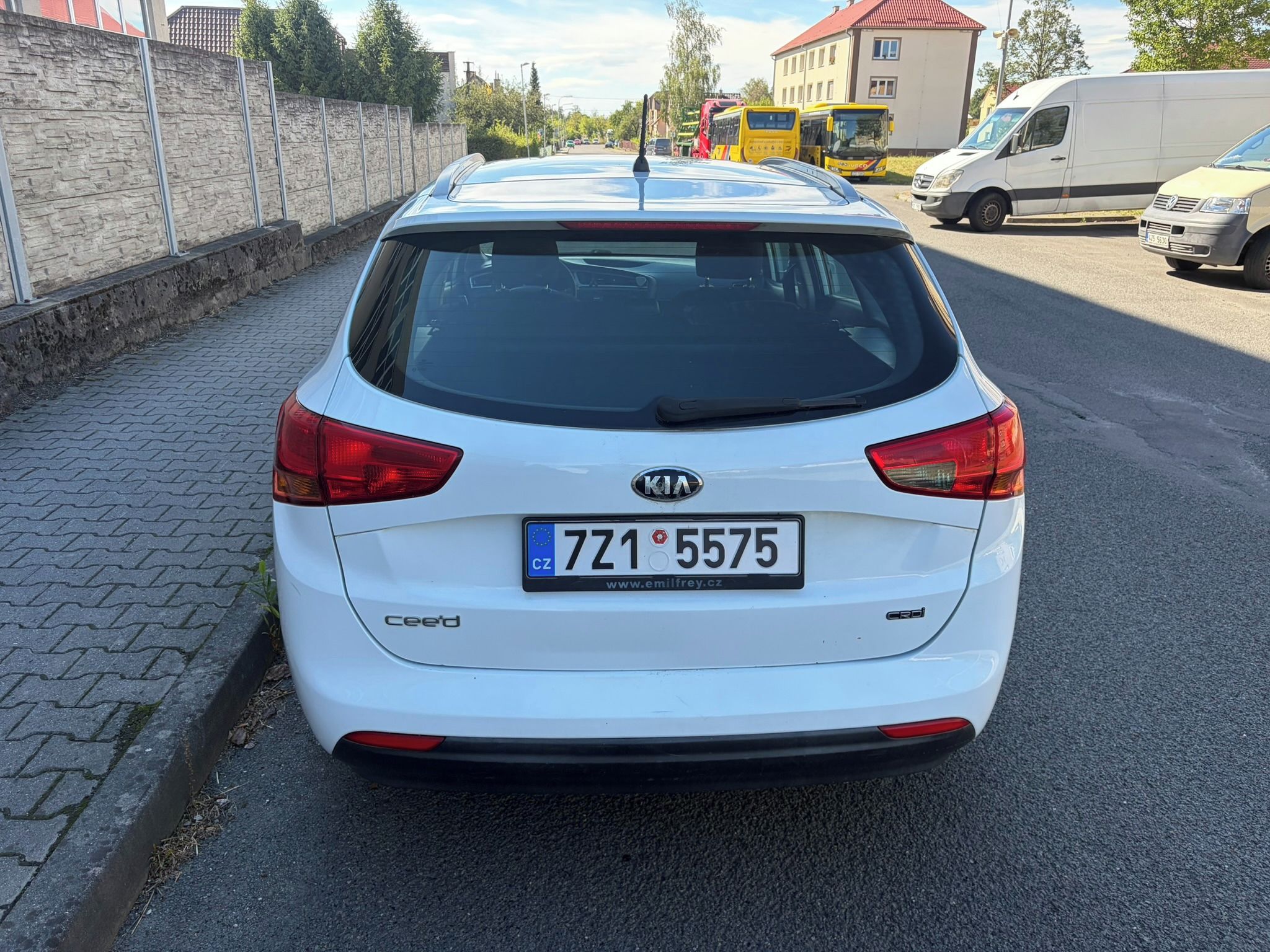 Kia Cee´d, 1.4 CRDi kombi - fotka 5