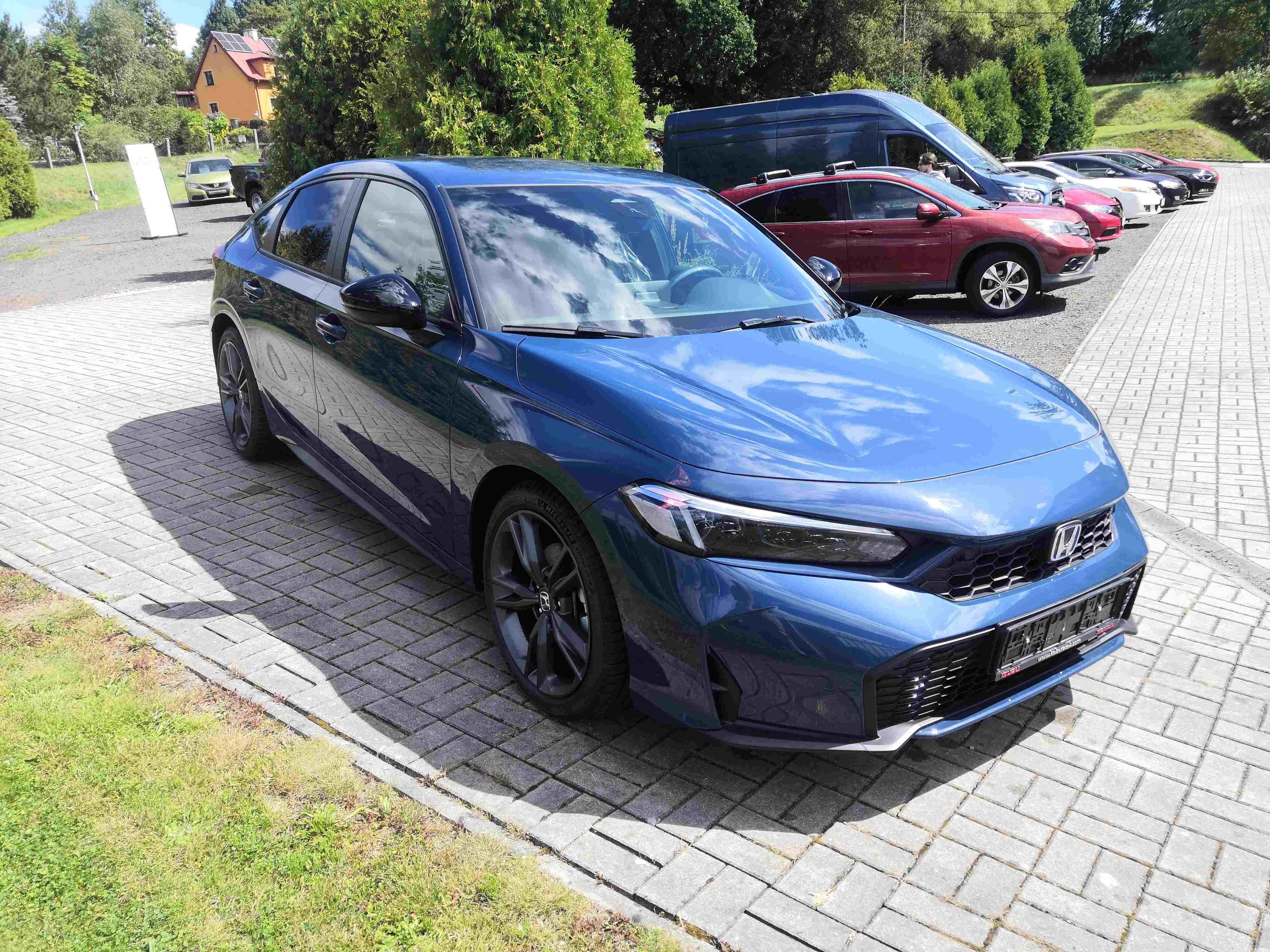 Honda Civic, 2.0 e:HEV Sport - fotka 3