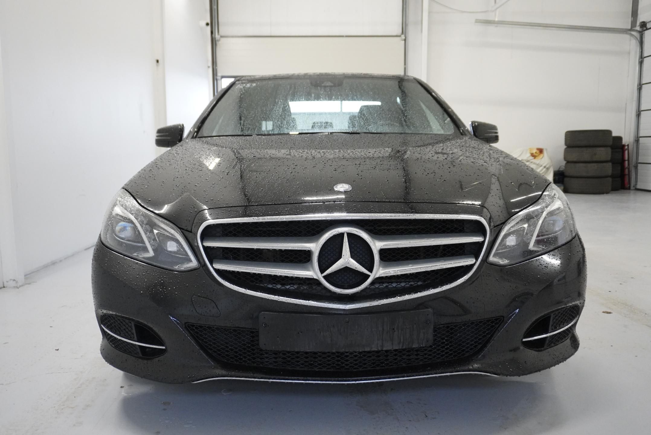 Mercedes-Benz Třídy E, 3,0 V6 BLUETEC AUTOMAT - fotka 2