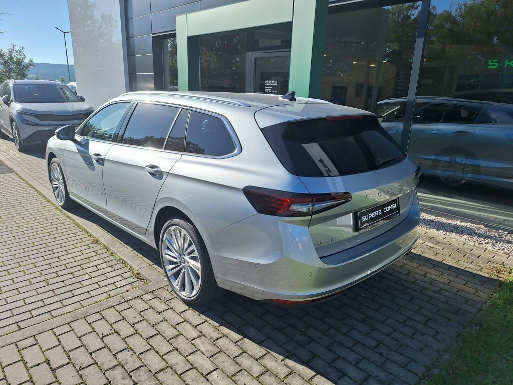 Škoda Superb, L&K 2,0TDI 142kW - fotka 5