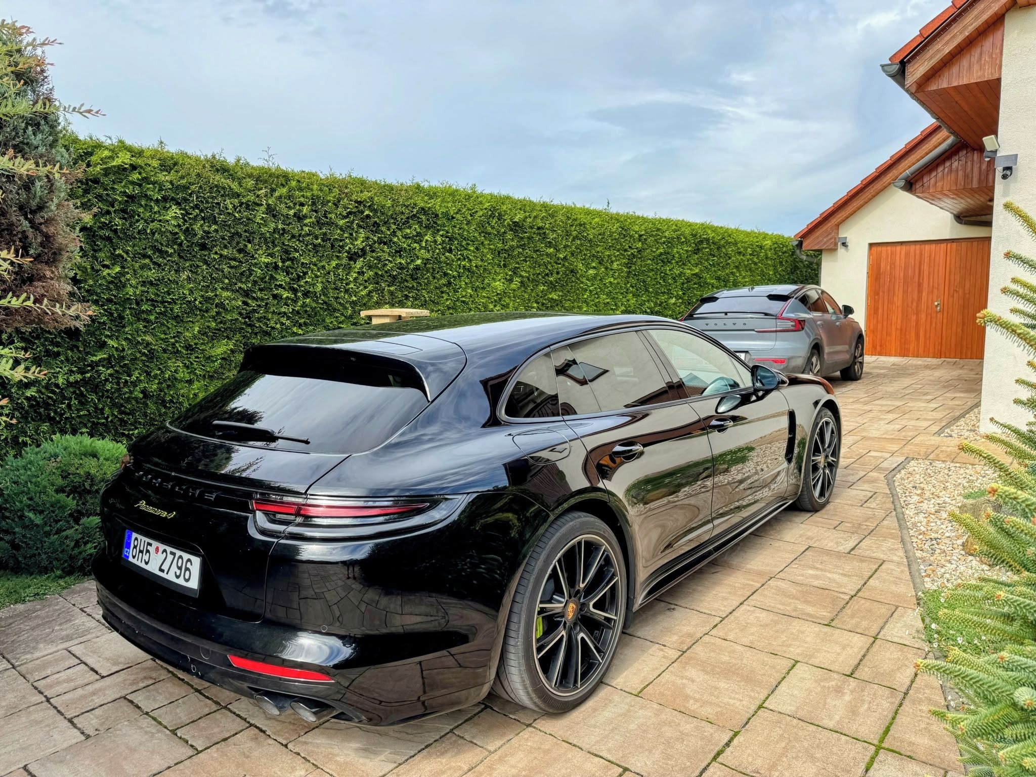 Porsche Panamera, 4 E-Hybrid Sport Turismo - fotka 5
