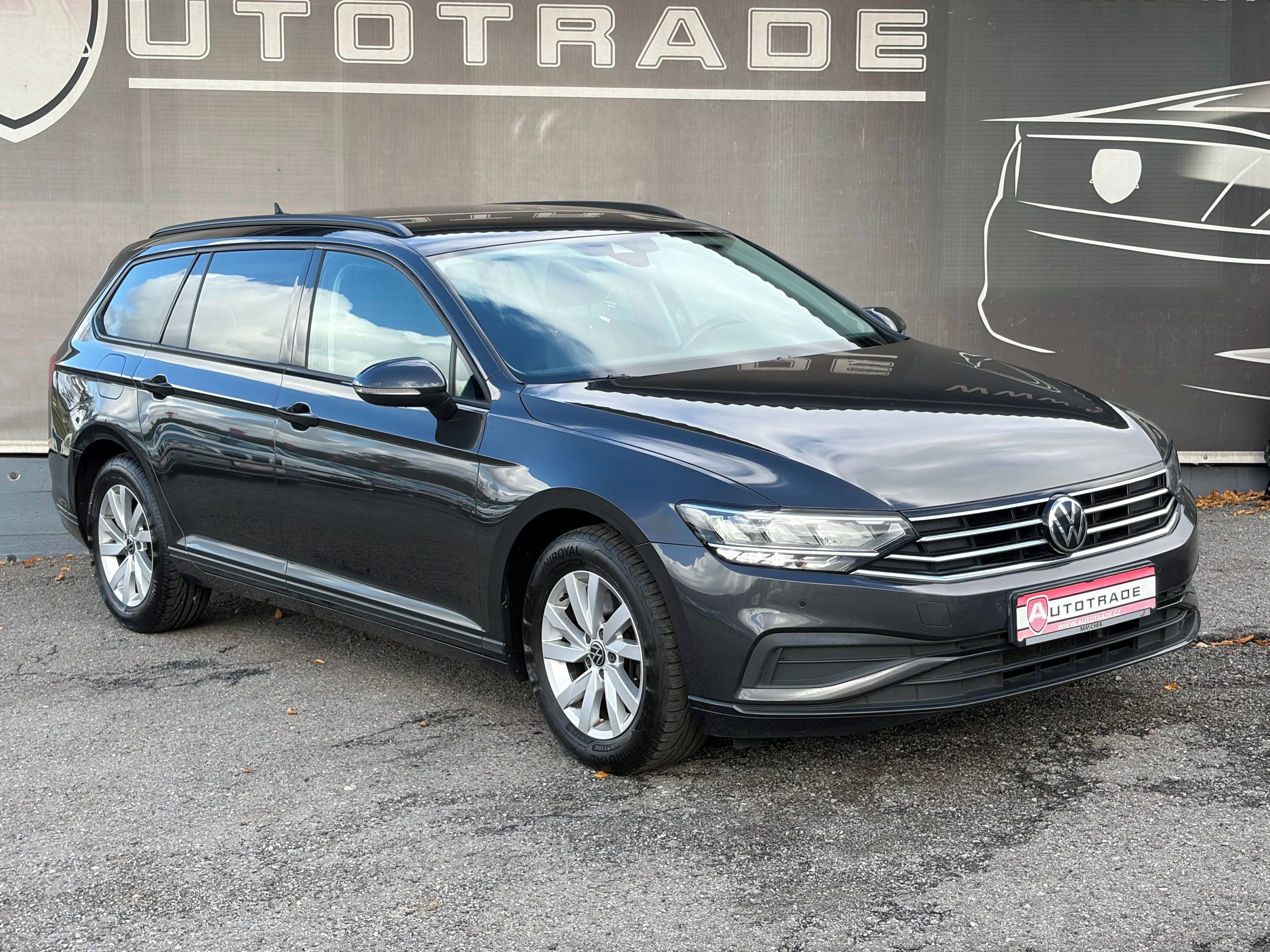 Volkswagen Passat, 2.0TDi DSG, 1.maj, Po Servisu - fotka 6